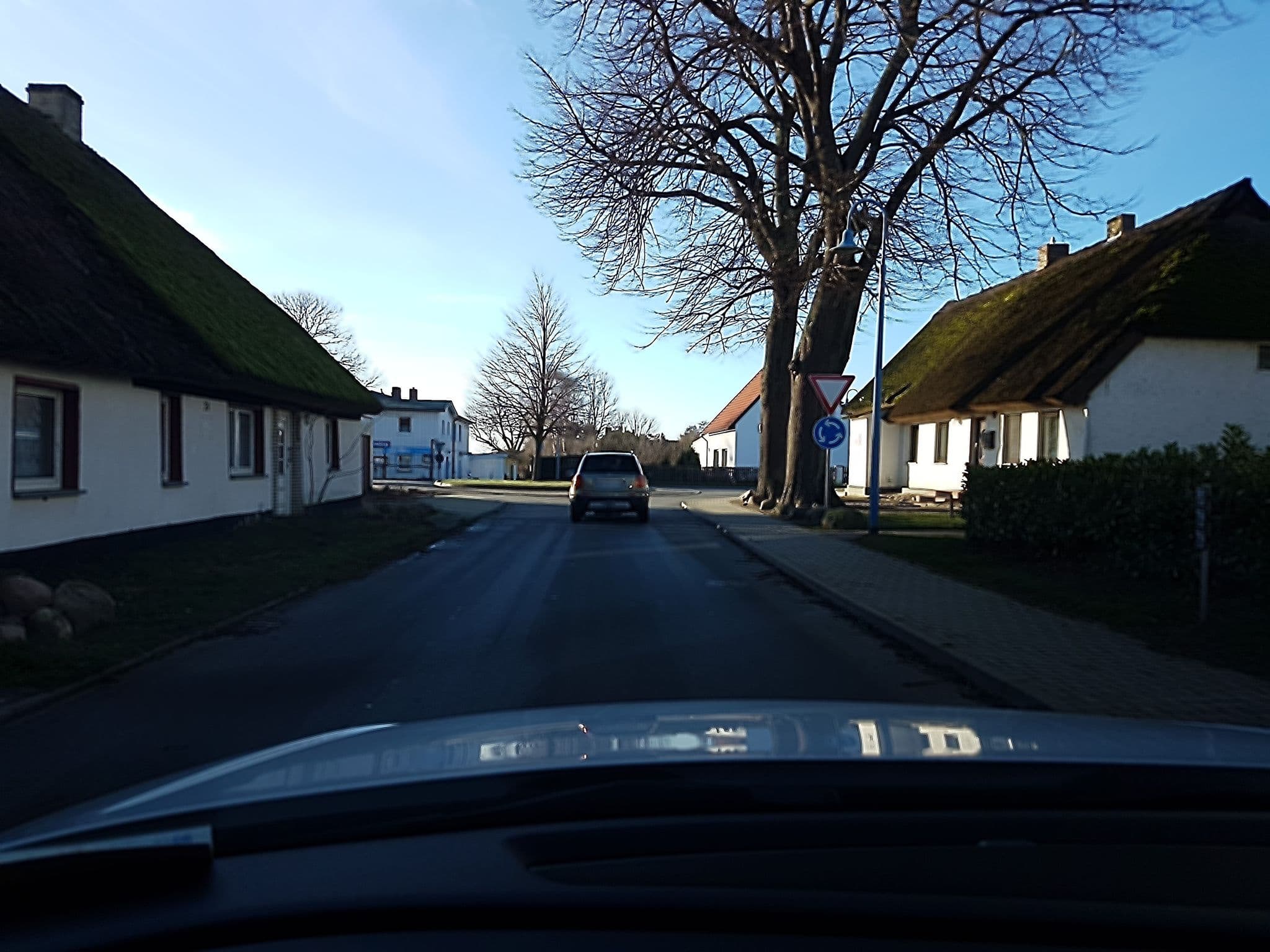 Street view near Höftresidenz Ferienwohnungen Paradies Rügen, Ostseebad Göhren — © changchun1 (CC BY-SA · Mapillary)