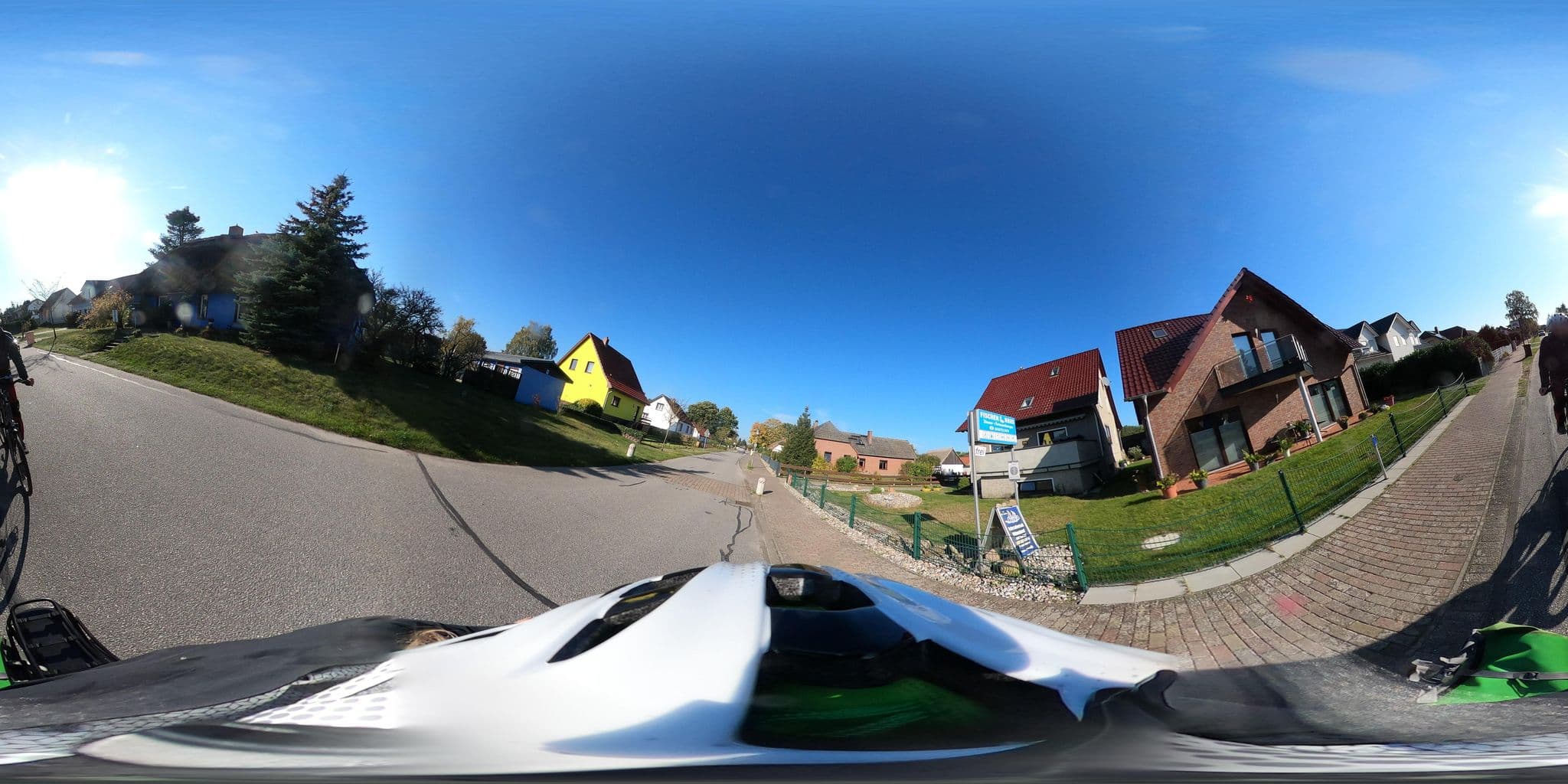 Street view near Zimmer & FeWo Pension Fischerhaus, Ostseebad Zinnowitz — © Mobilitaetswerk (CC BY-SA · Mapillary)
