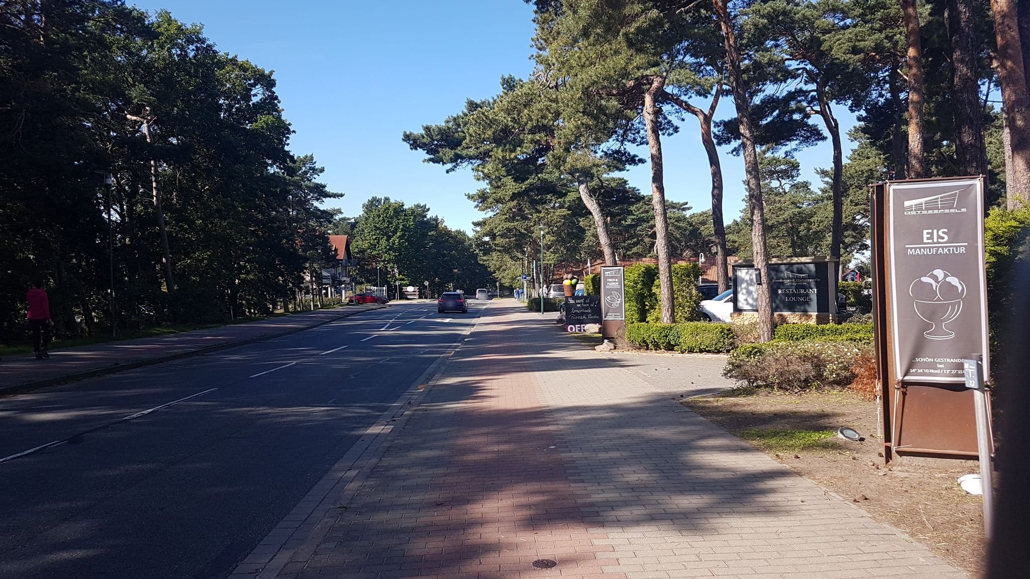Street view near Ostseeperle Glowe, Glowe — © snowdiver (CC BY-SA · Mapillary)