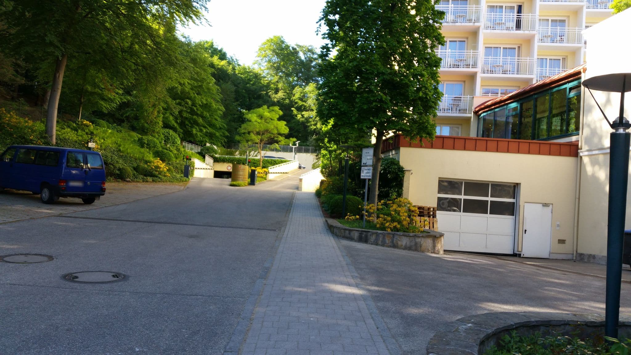 Street view near Travel Charme Strandhotel Bansin, Bansin — © alexander2010 (CC BY-SA · Mapillary)