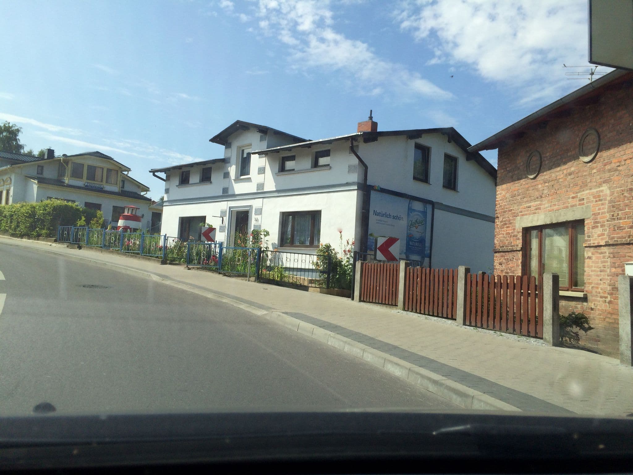 Street view near Residenz Seeterrassen Ferienwohnungen Paradies Rügen, Ostseebad Binz — © hajak (CC BY-SA · Mapillary)