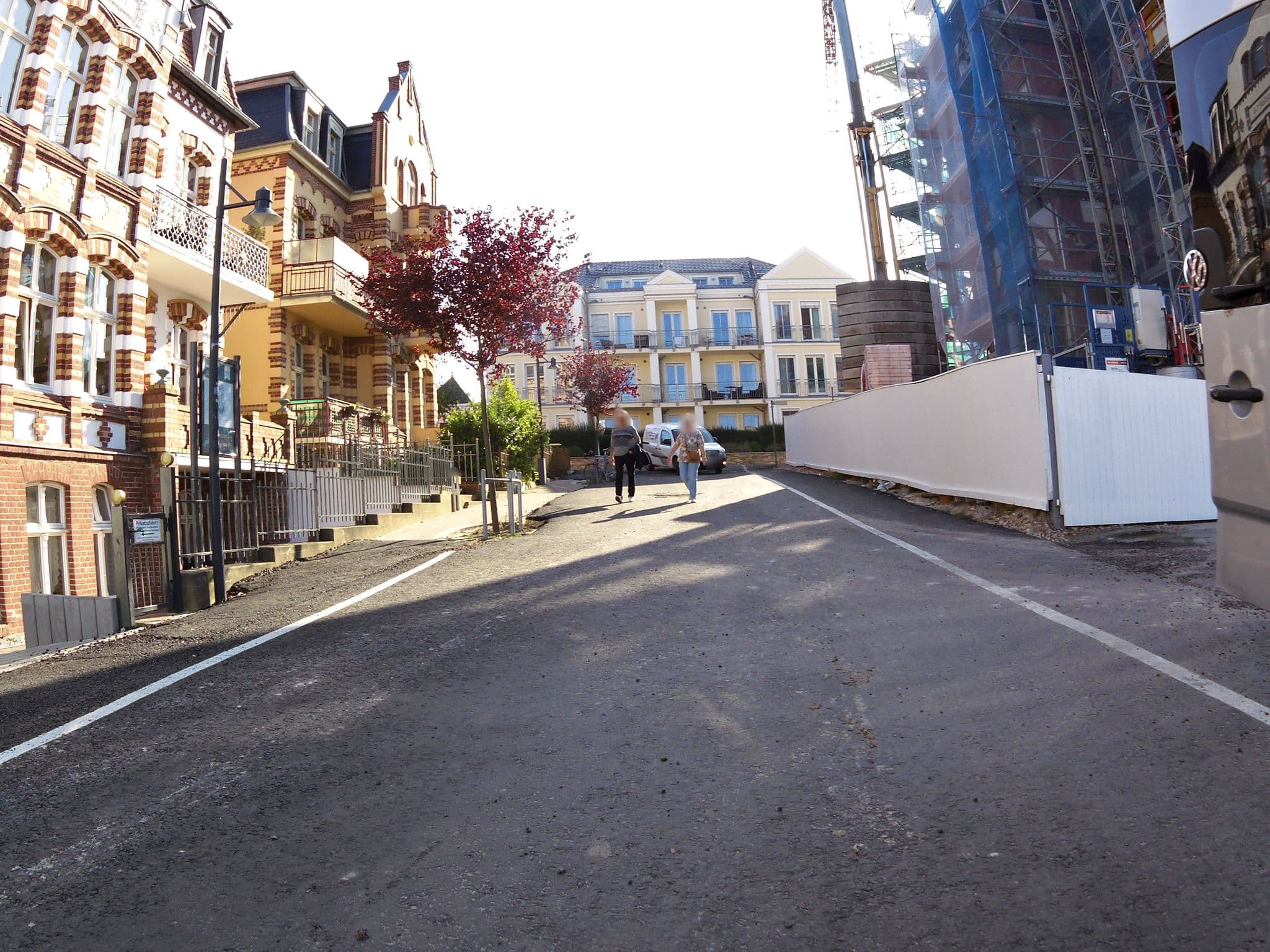 Street view near Villa Magdalena Wohnung 5, Seebad Heringsdorf — © zoegglmeyr (CC BY-SA · Mapillary)