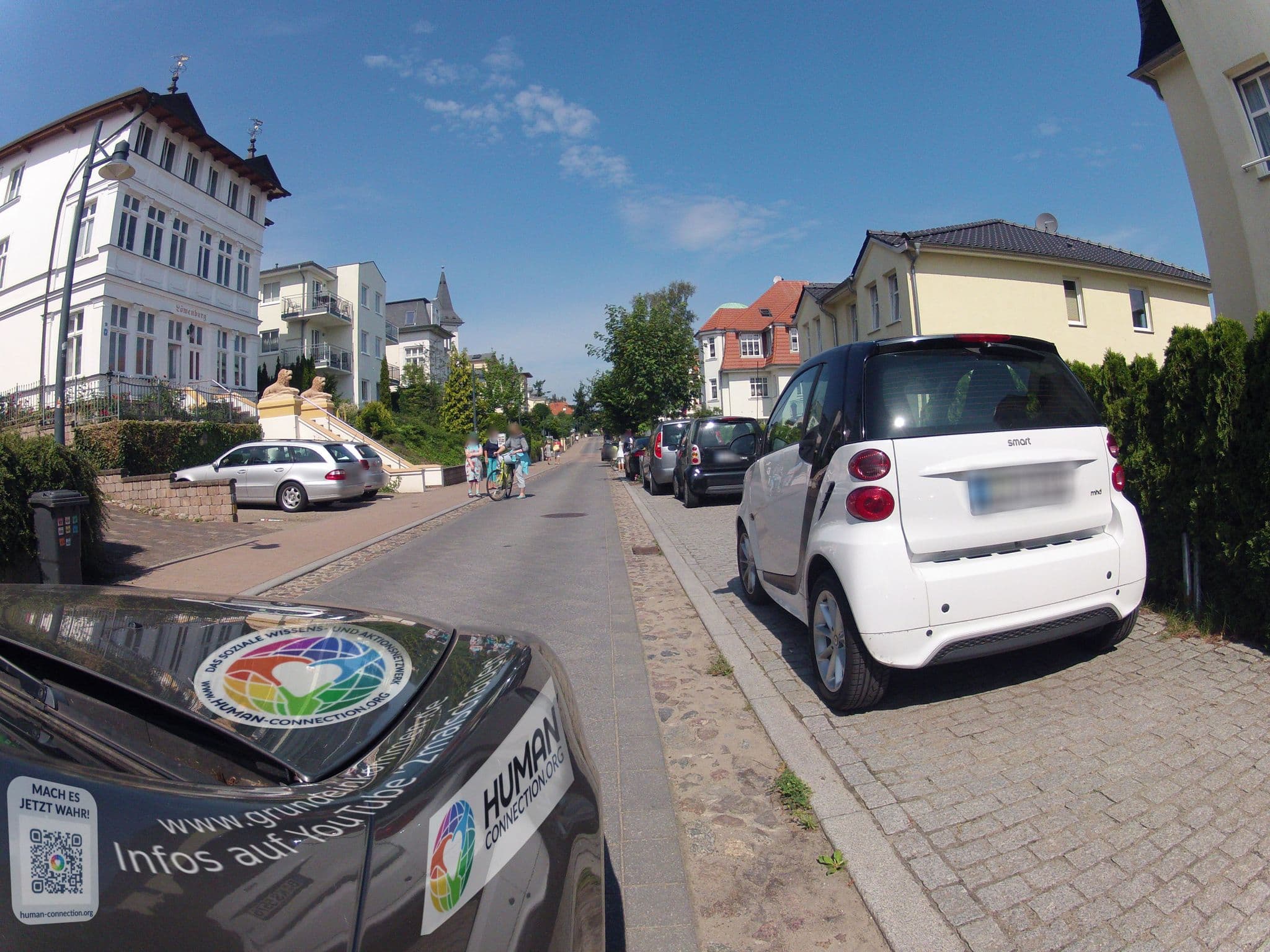Street view near Ferienwohnungen Wollenberg, Seebad Heringsdorf — © fahrradfahrer (CC BY-SA · Mapillary)