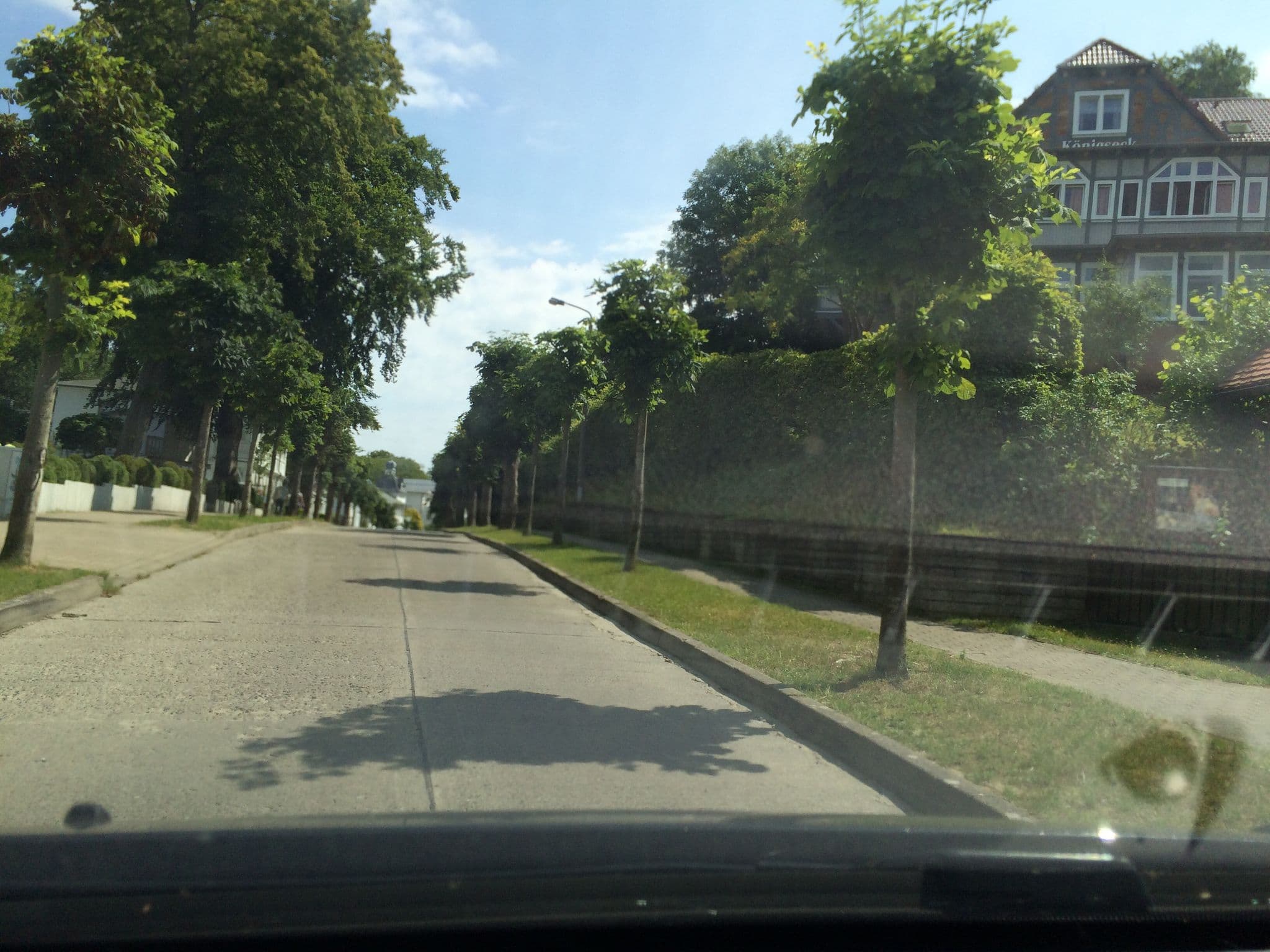 Street view near Grundstücksgemeinschaft Seibold, Ostseebad Binz — © hajak (CC BY-SA · Mapillary)