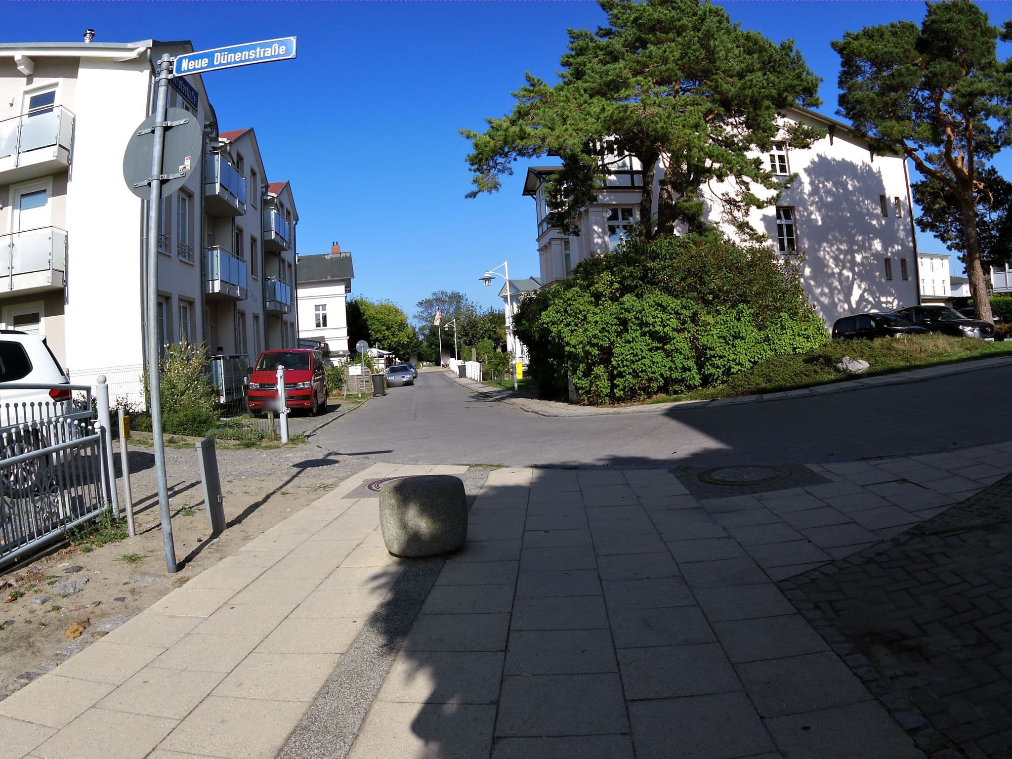 Street view near Villa Trautes Heim, Seebad Heringsdorf — © zoegglmeyr (CC BY-SA · Mapillary)