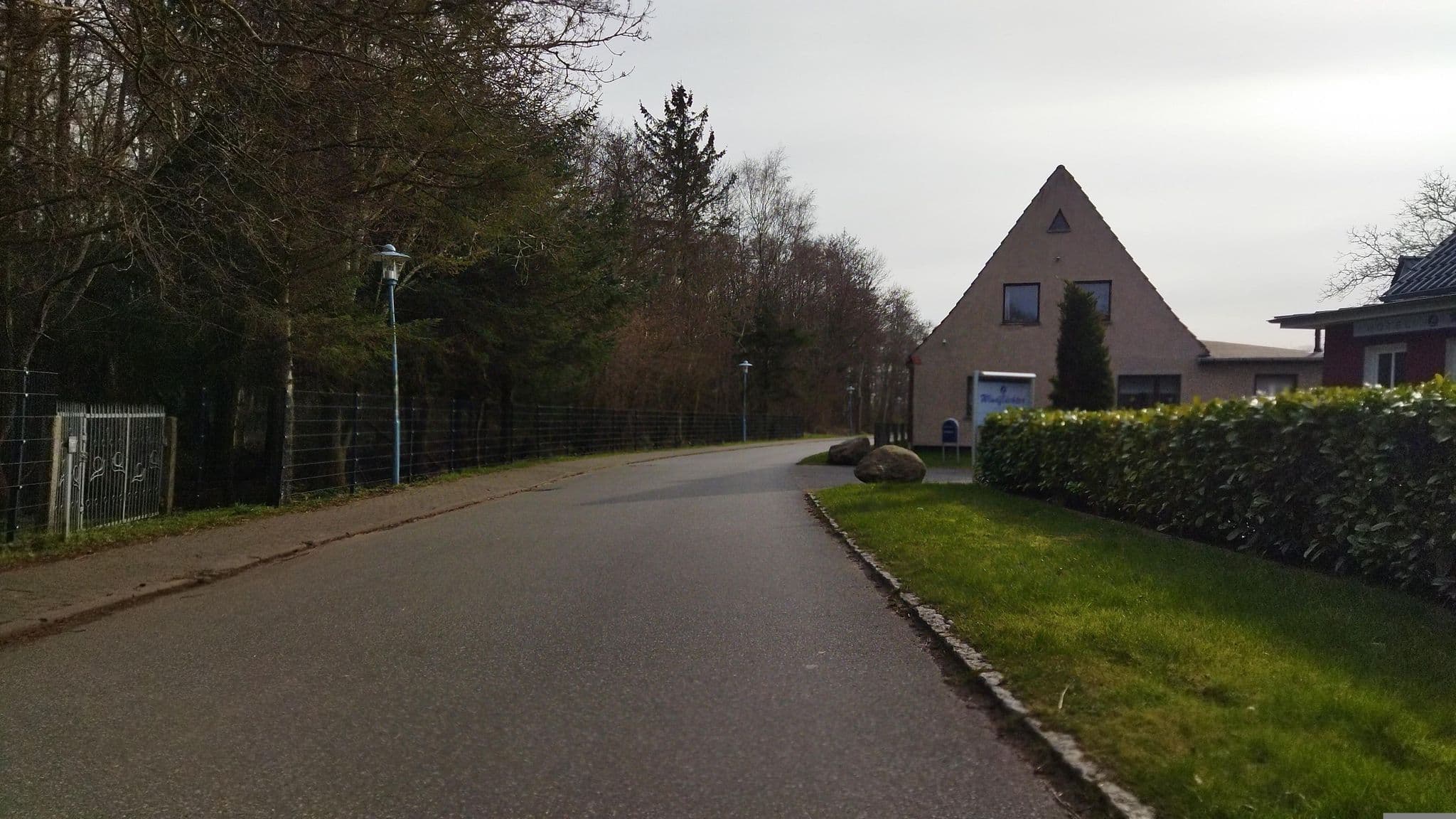 Street view near Hotel Garni Dorothea, Wiek — © changchun1 (CC BY-SA · Mapillary)