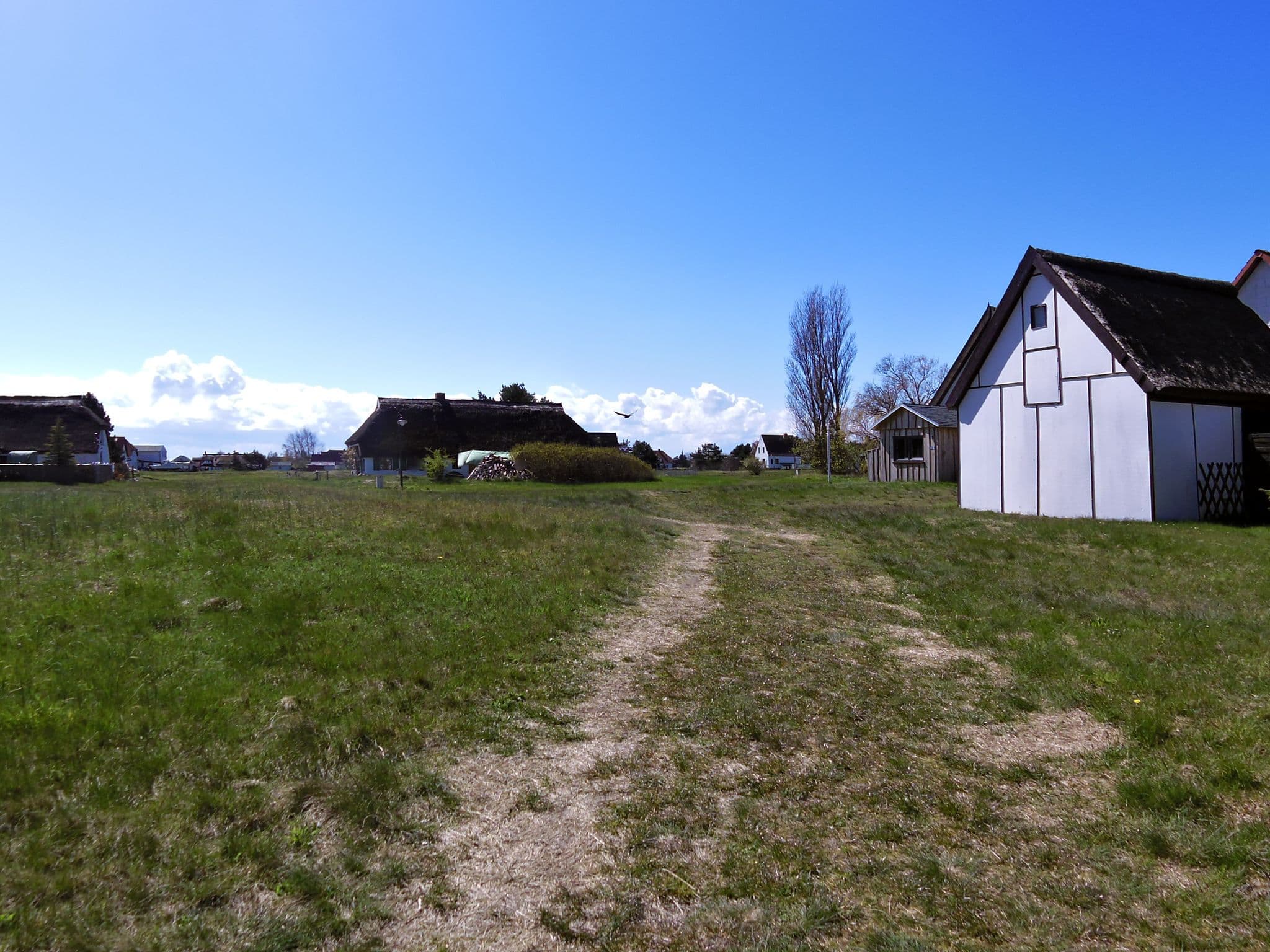 Street view near Harald und Renate Gau, Hiddensee — © zoegglmeyr (CC BY-SA · Mapillary)