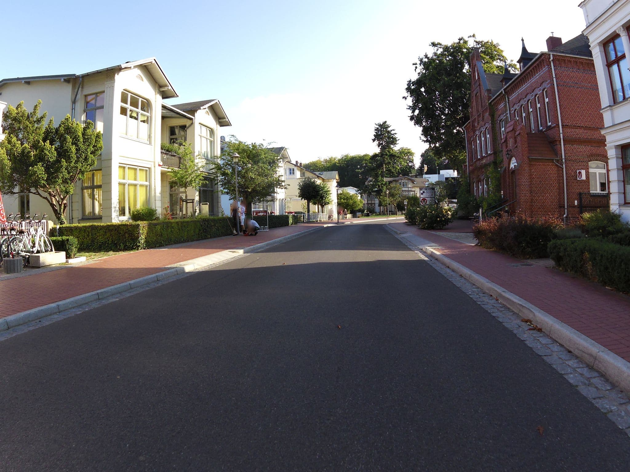Street view near Domizil Am Hang, Seebad Heringsdorf — © zoegglmeyr (CC BY-SA · Mapillary)