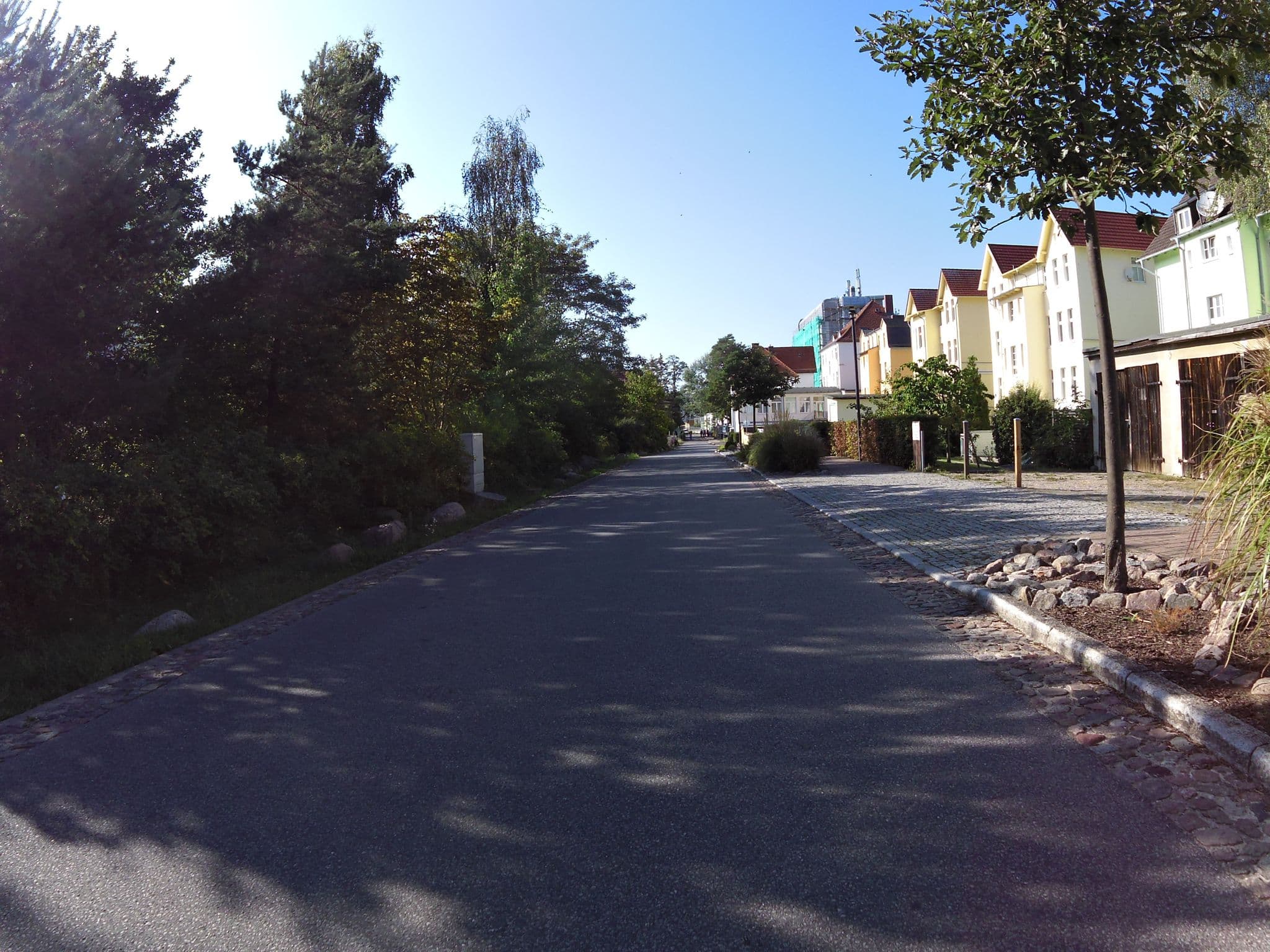 Street view near Ferienwohnung am Strand, Seebad Heringsdorf — © zoegglmeyr (CC BY-SA · Mapillary)