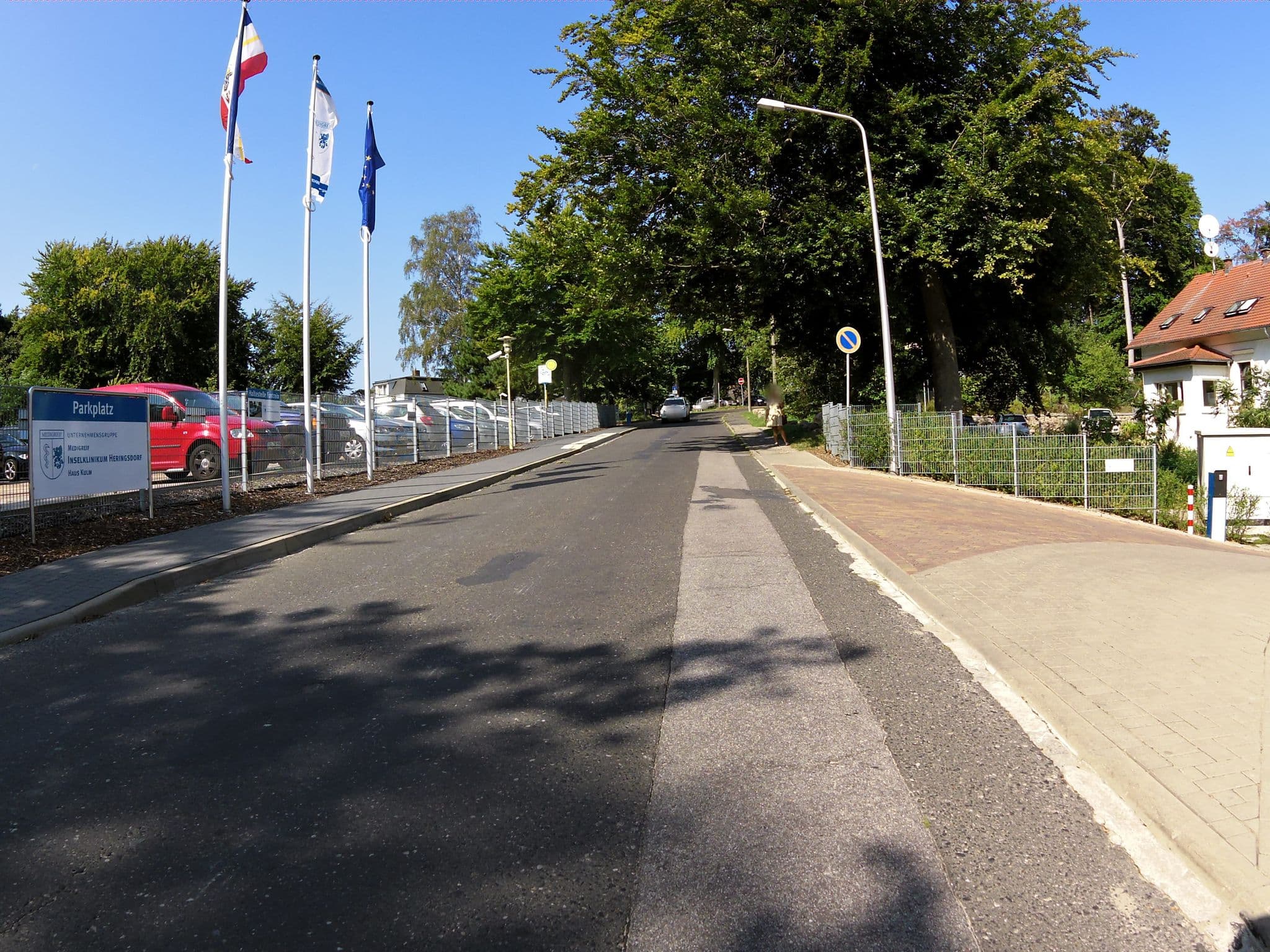 Street view near Ferienparadies Barthoffs Gartenlaube Inh.barthoff Hans-Georg, Seebad Heringsdorf — © zoegglmeyr (CC BY-SA · Mapillary)