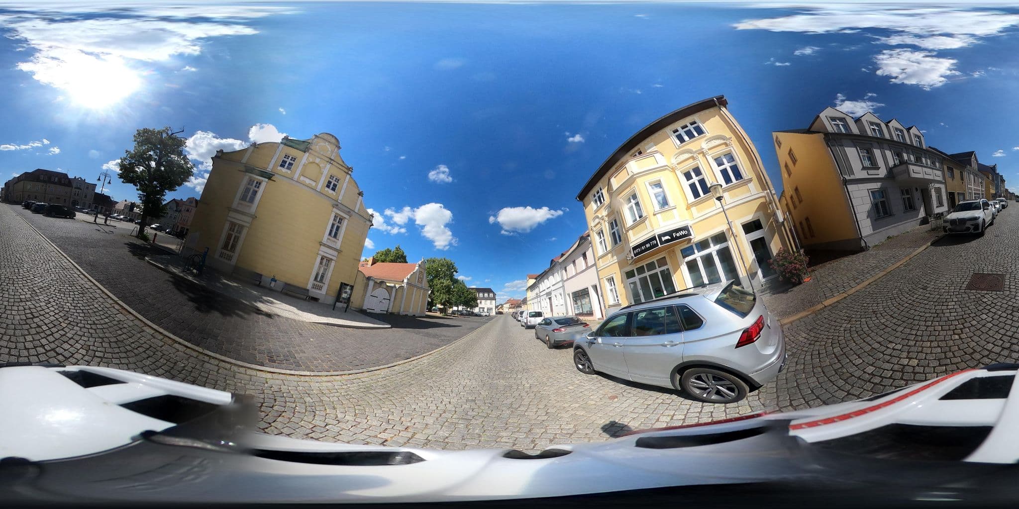 Street view near Ferienwohnung "Am Marktplatz" - Monteurzimmer, Eisenhüttenstadt — © Oderradler (CC BY-SA · Mapillary)