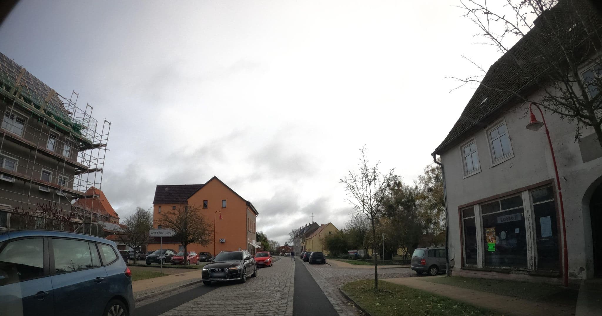 Street view near Pension und Gaststätte Schill-Eck, Gartz — © masterofnoroad (CC BY-SA · Mapillary)