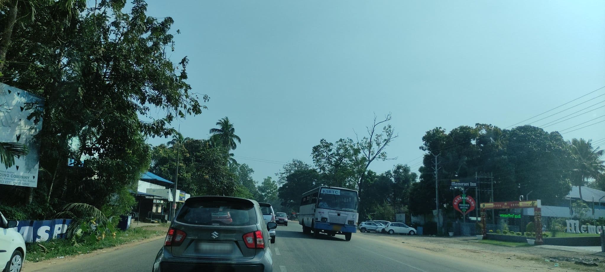 Street view near Hotel Memories Inn, Kulasēkarapuram — © V15 (CC BY-SA · Mapillary)
