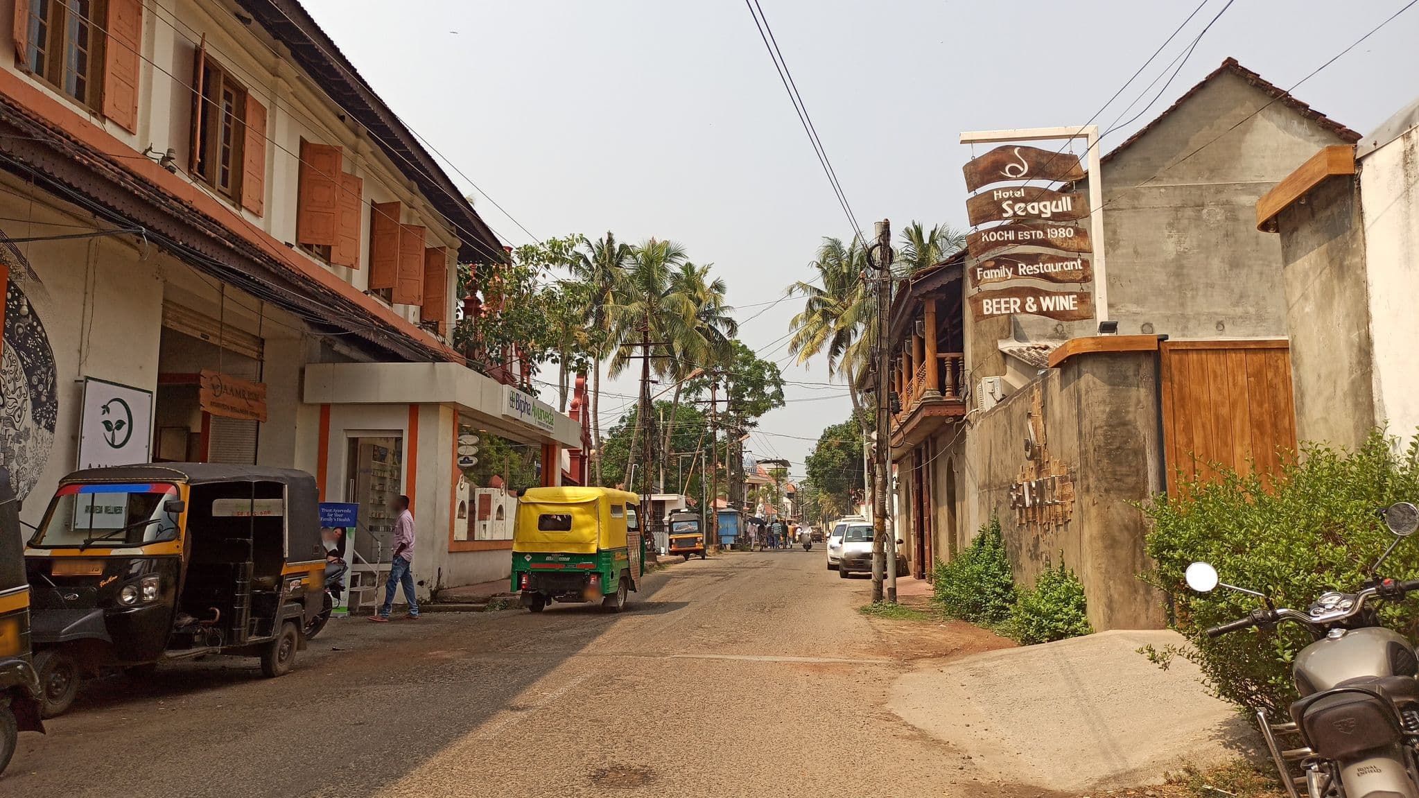 Street view near Hotel Seaguil, Vypīn — © livableurbanism (CC BY-SA · Mapillary)
