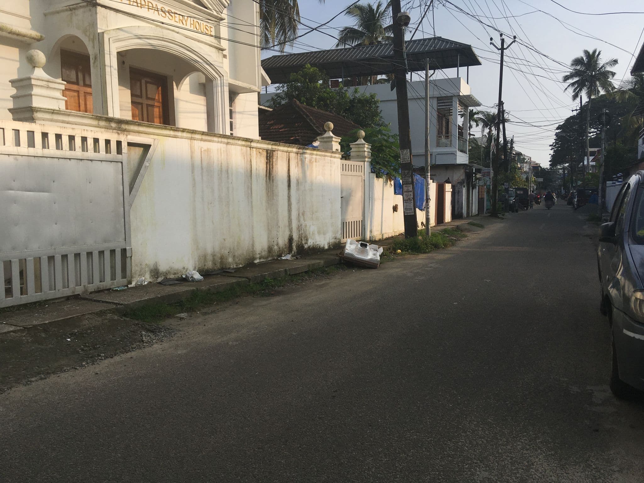 Street view near Mama Maria Homestay, Vypīn — © livableurbanism (CC BY-SA · Mapillary)