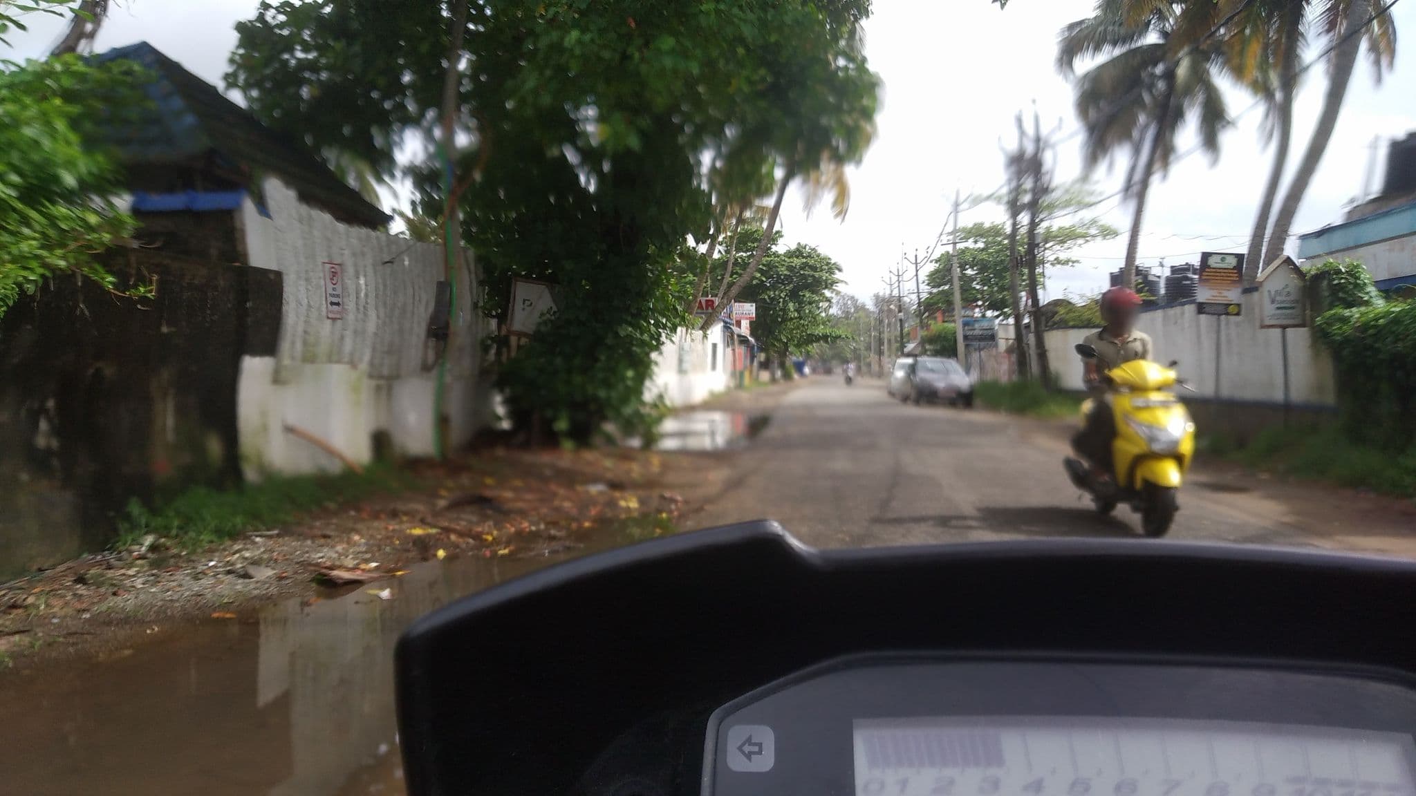 Street view near Blue Water Resort, Vadakakarai — © jothishbabu (CC BY-SA · Mapillary)