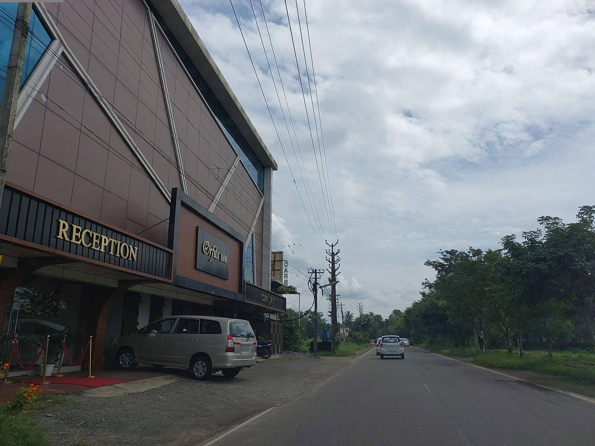 Street view near Orfila Inn, Nedumbassery — © V15 (CC BY-SA · Mapillary)