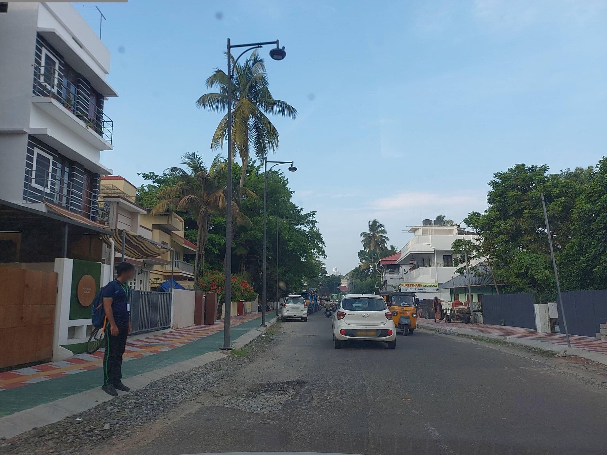 Street view near Fort Inn Stay, Vypīn — © V15 (CC BY-SA · Mapillary)