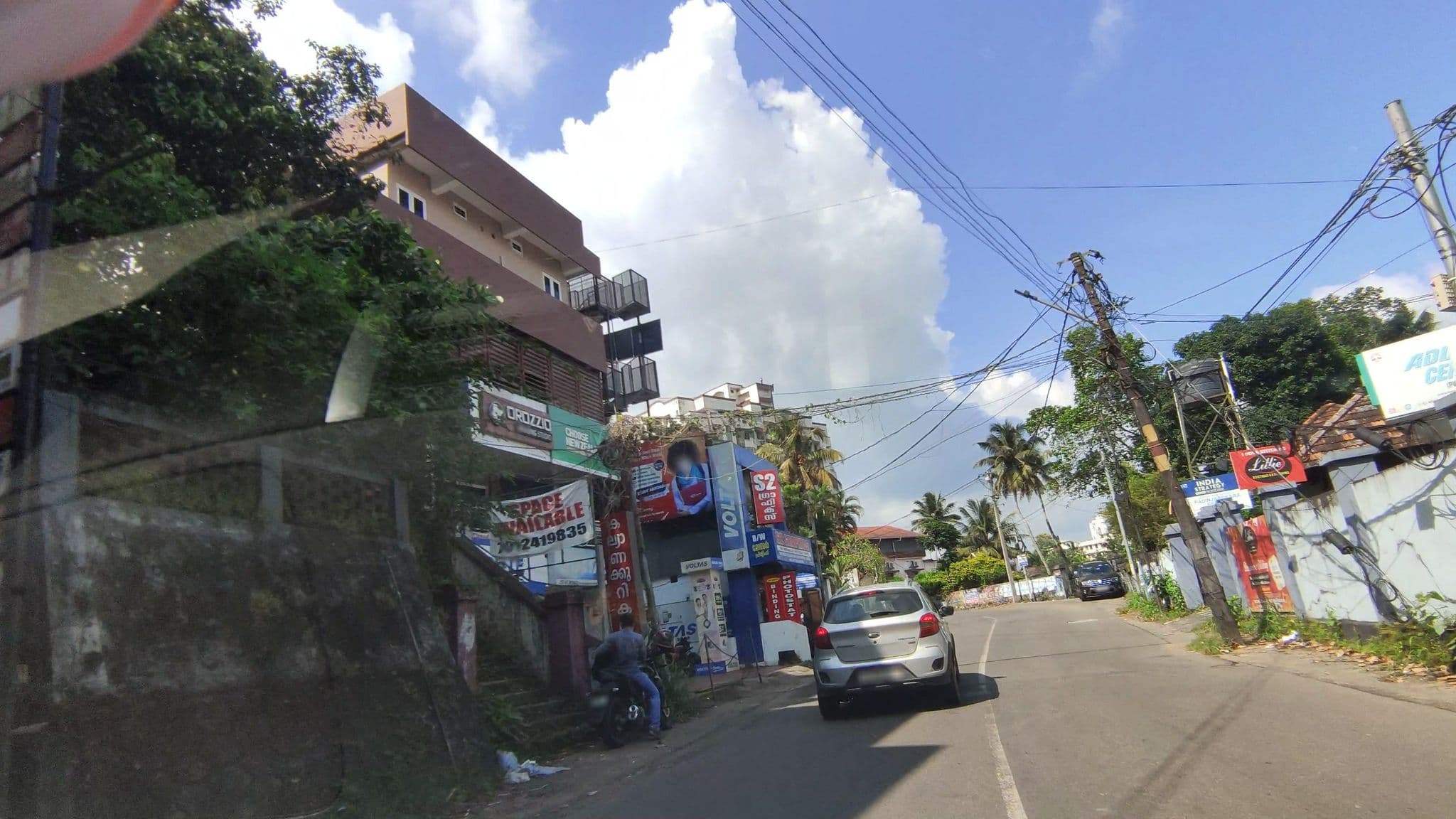 Street view near Nellimoottil, Kottayam — © V15 (CC BY-SA · Mapillary)