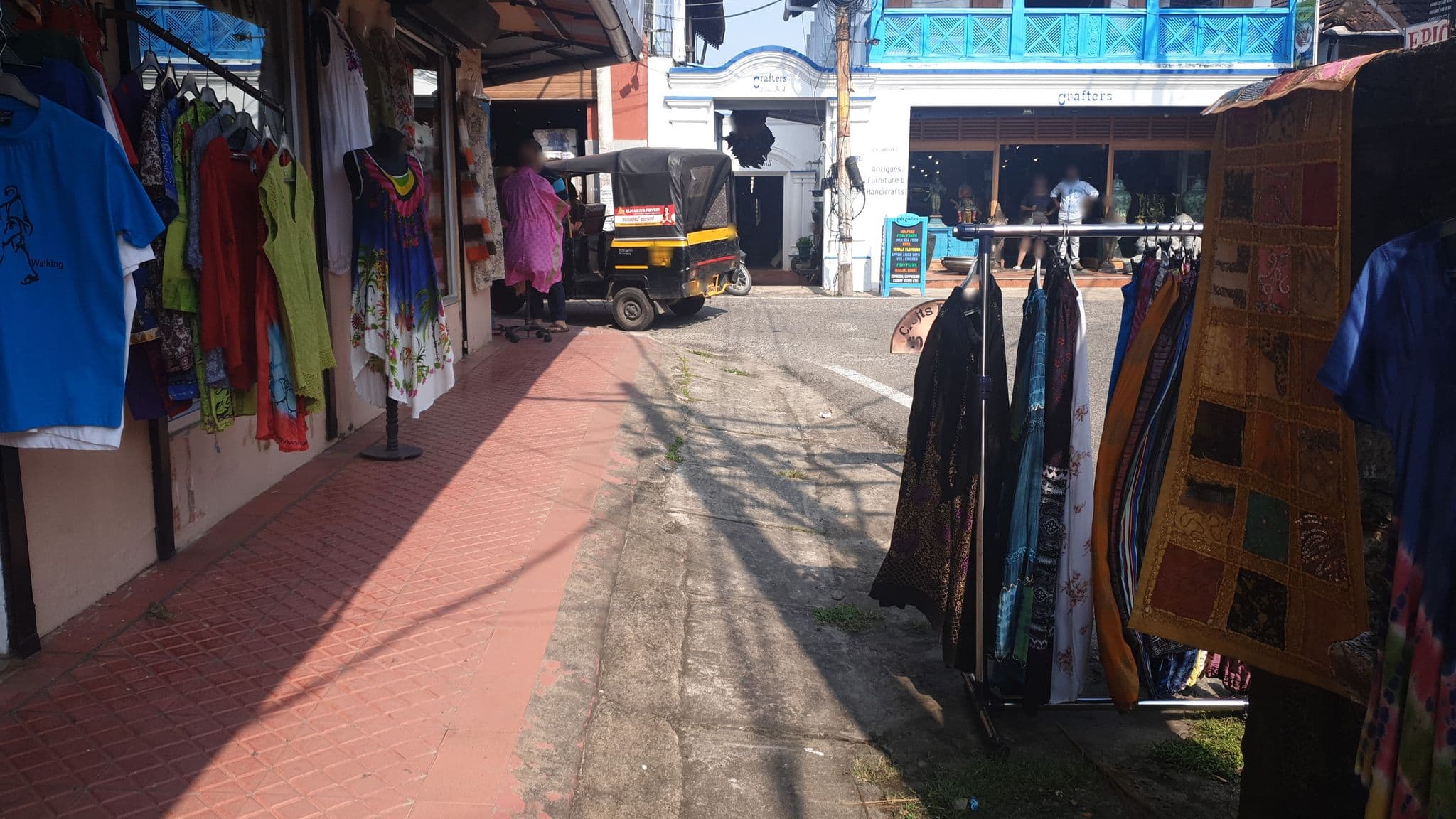 Street view near Ginger House Hotel, Kanayannur — © livableurbanism (CC BY-SA · Mapillary)