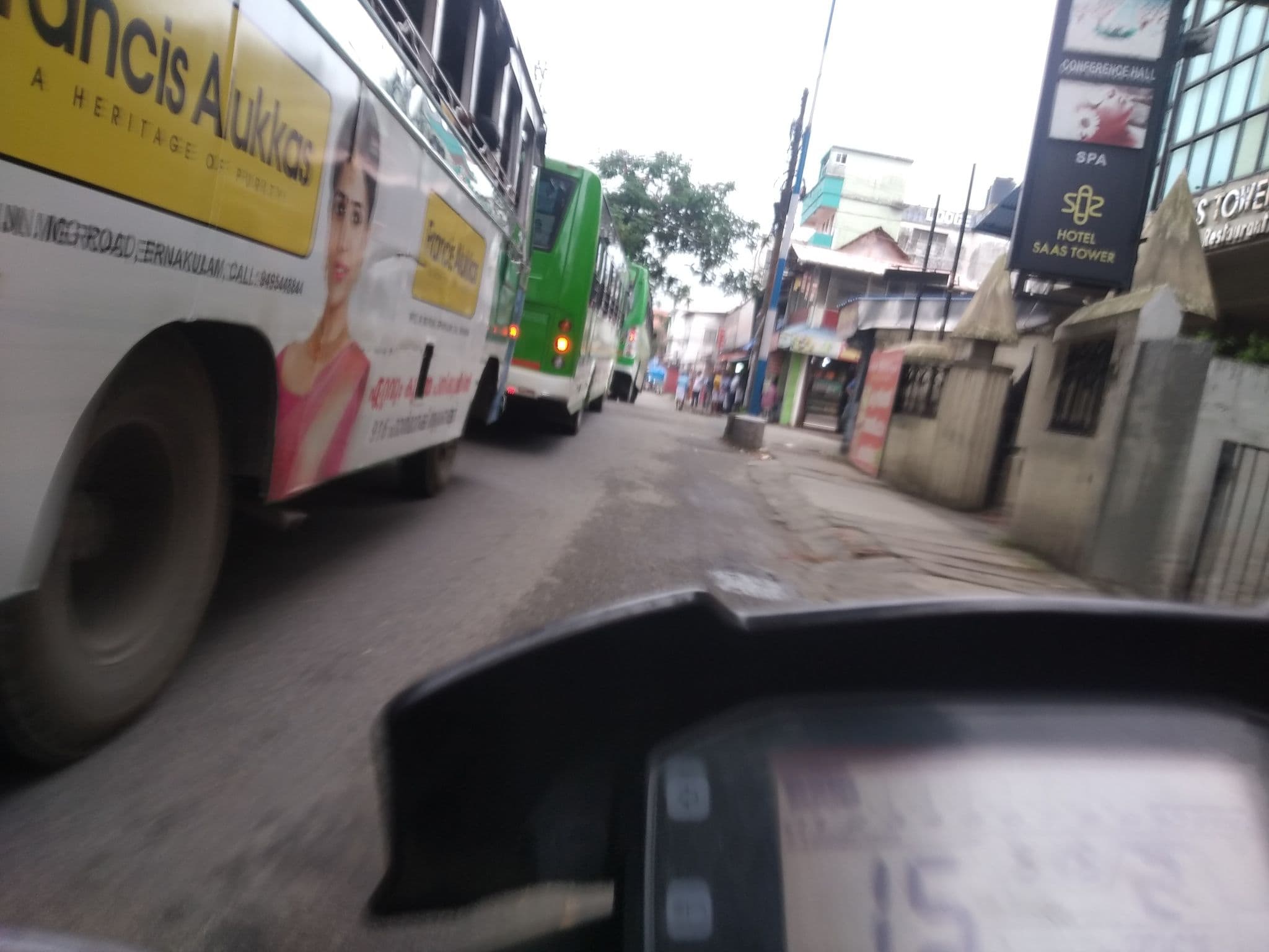 Street view near Bijus Tourist Home, Kanayannur — © jothishbabu (CC BY-SA · Mapillary)