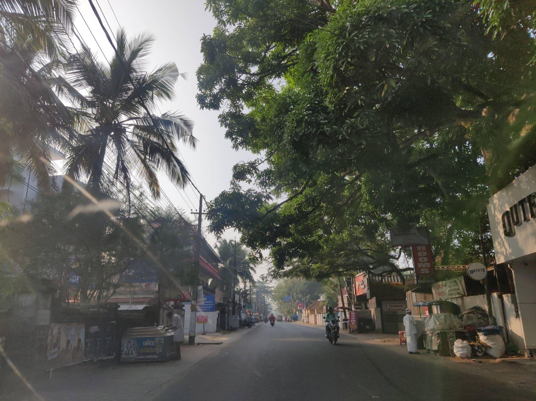 Street view near Gowri Hotel, Alappuzha — © Gannu03 (CC BY-SA · Mapillary)