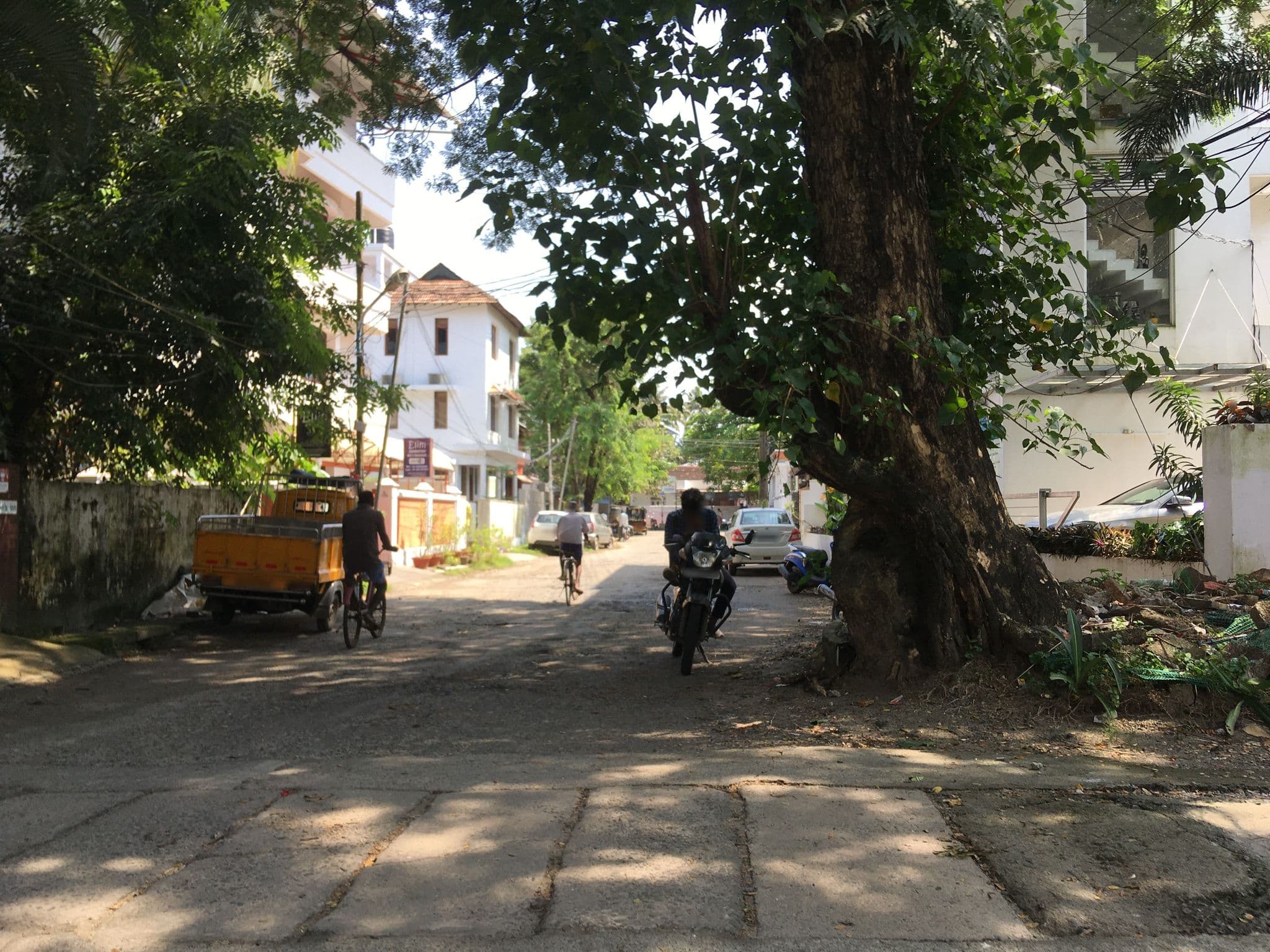 Street view near The Shadow Homestay, Vypīn — © livableurbanism (CC BY-SA · Mapillary)
