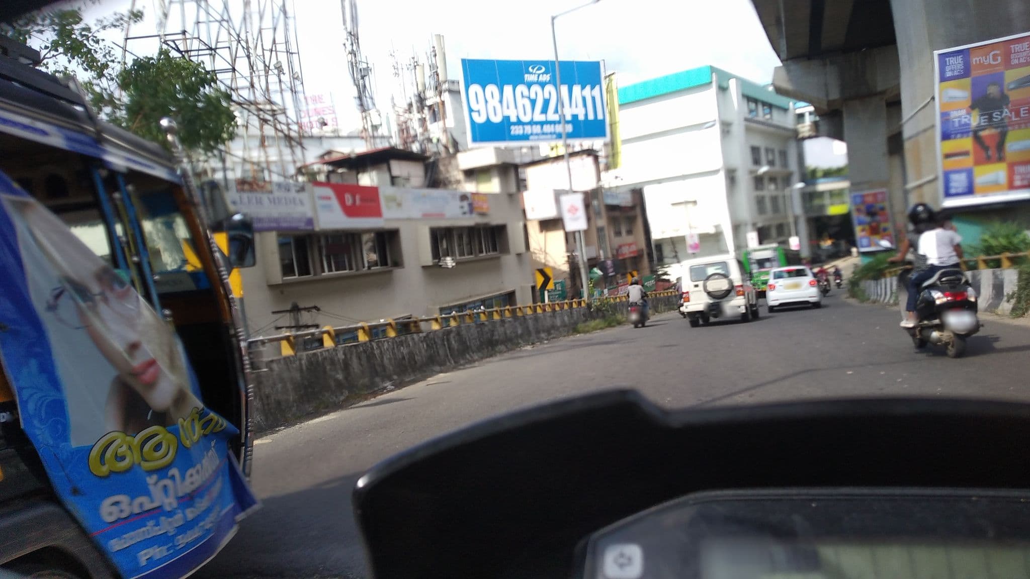 Street view near Hotel Pearl Malabar, Kanayannur — © jothishbabu (CC BY-SA · Mapillary)