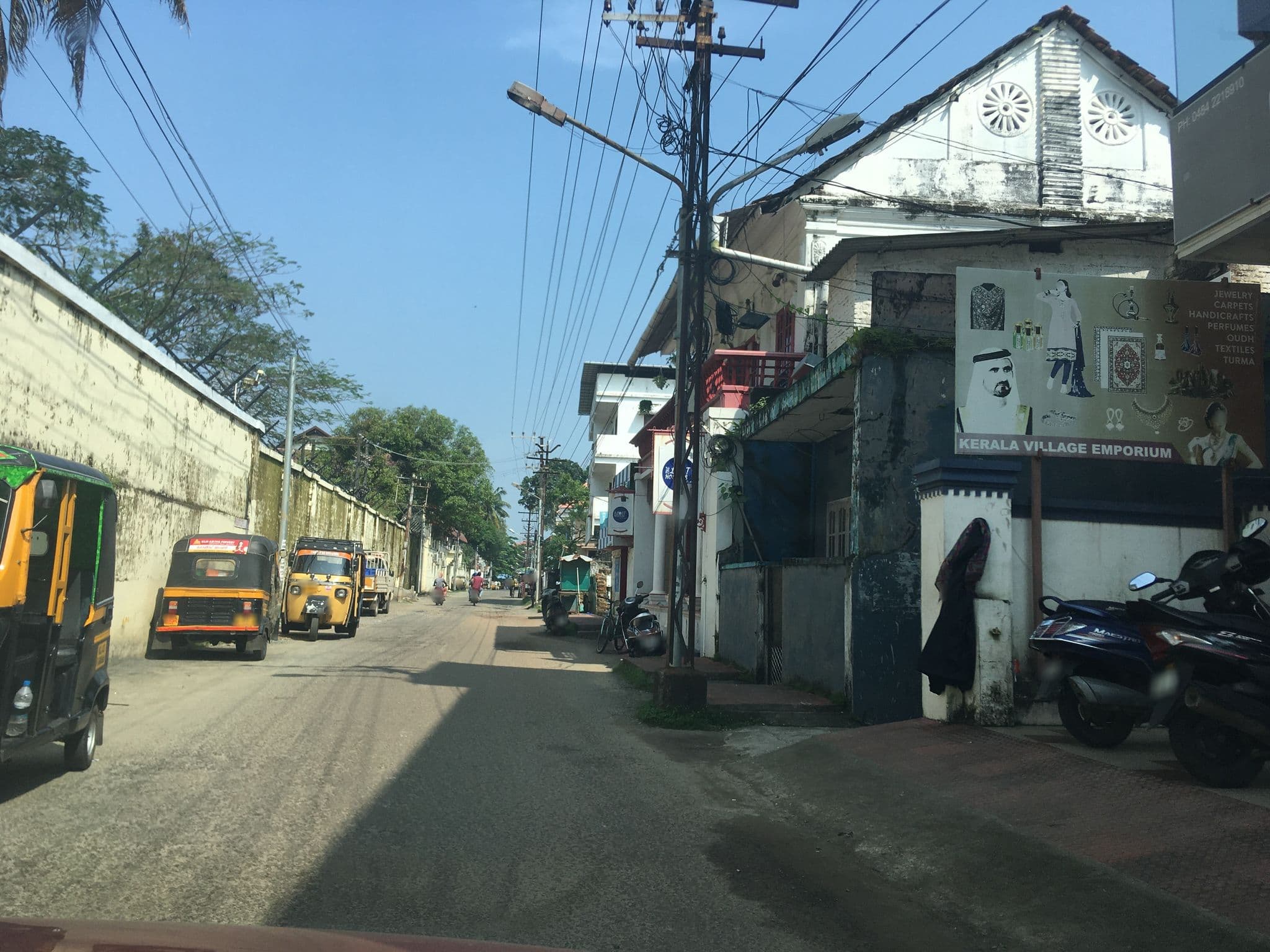 Street view near goSTOPS, Vypīn — © livableurbanism (CC BY-SA · Mapillary)