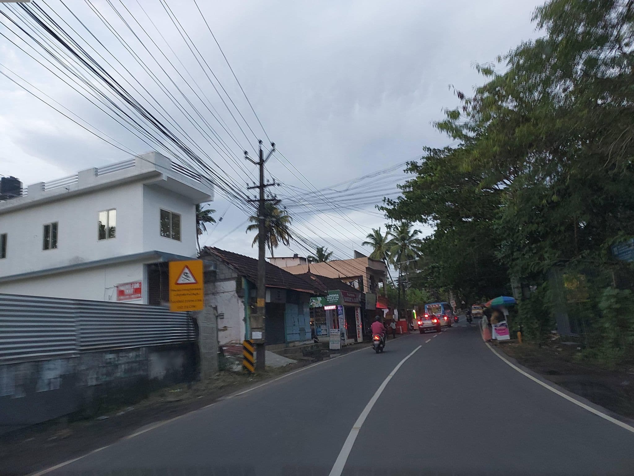 Street view near Tharavadu Heritage Home, Chengalam — © V15 (CC BY-SA · Mapillary)