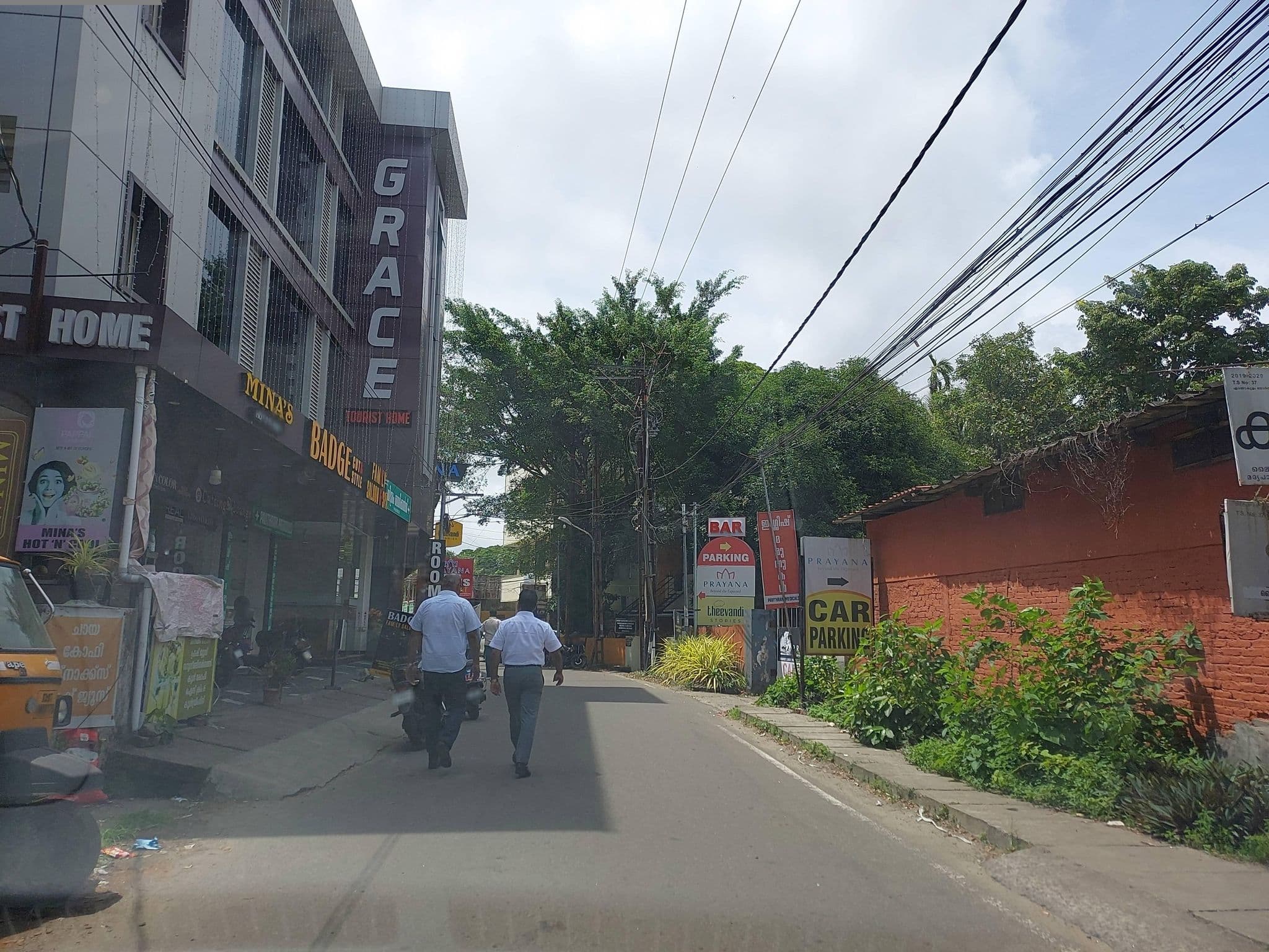 Street view near North Pride Hotel, Mulavukad — © V15 (CC BY-SA · Mapillary)