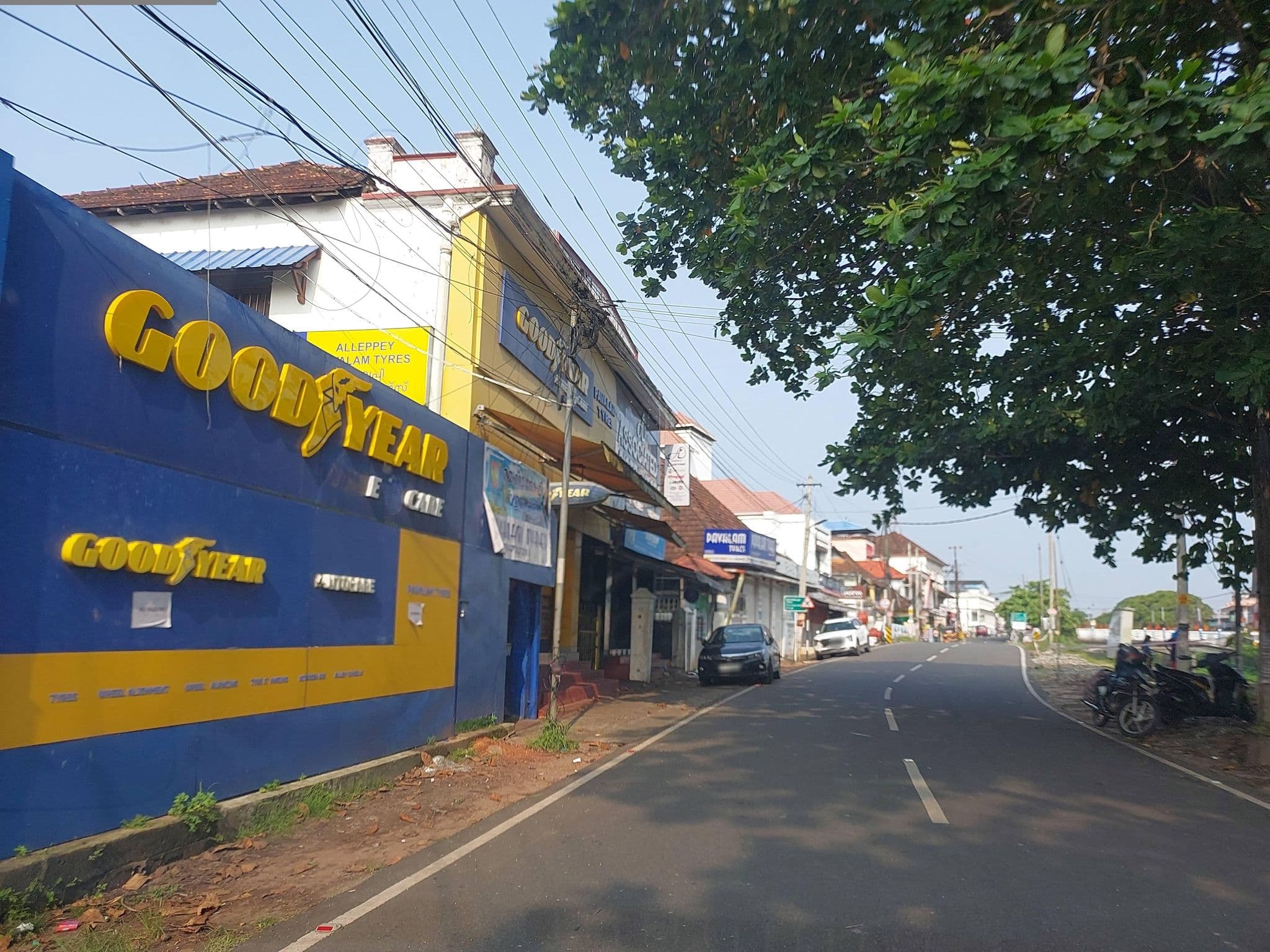 Street view near A J Park Hotel, Alappuzha — © V15 (CC BY-SA · Mapillary)