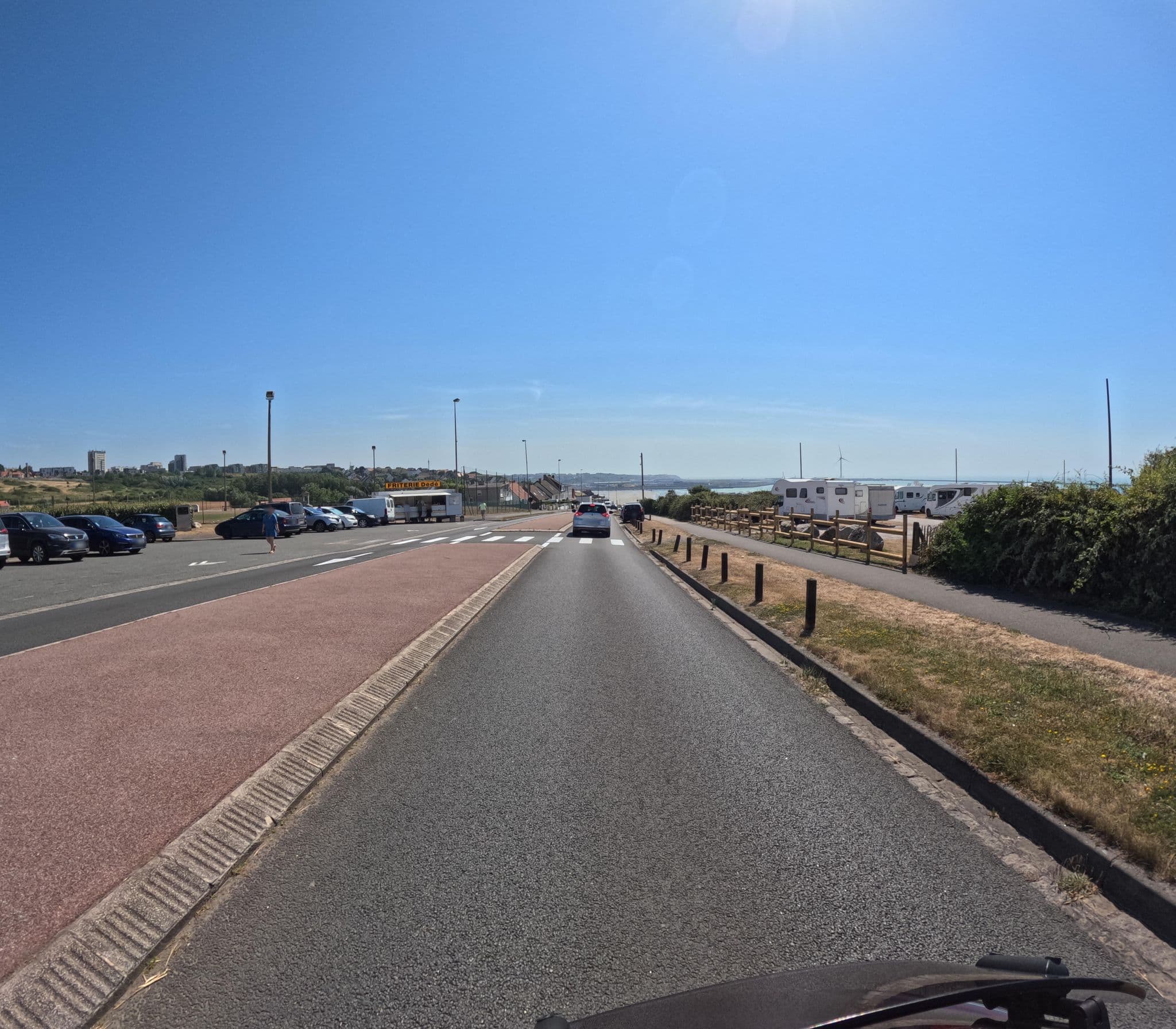 Street view near Aire de Camping-cars - Boulogne-sur-Mer, Boulogne-sur-Mer — © wasd42 (CC BY-SA · Mapillary)