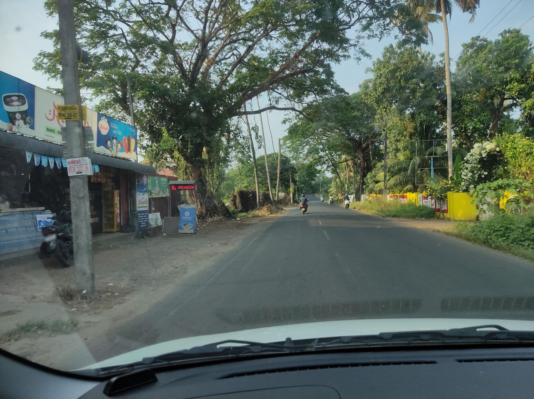 Street view near Nalla Thanka Nest Farm and Homestay, Chengalam — © V15 (CC BY-SA · Mapillary)