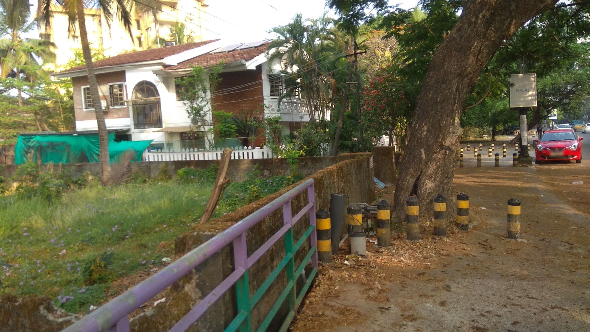 Street view near Deshadan Plaza, Maradu — © lukochi (CC BY-SA · Mapillary)