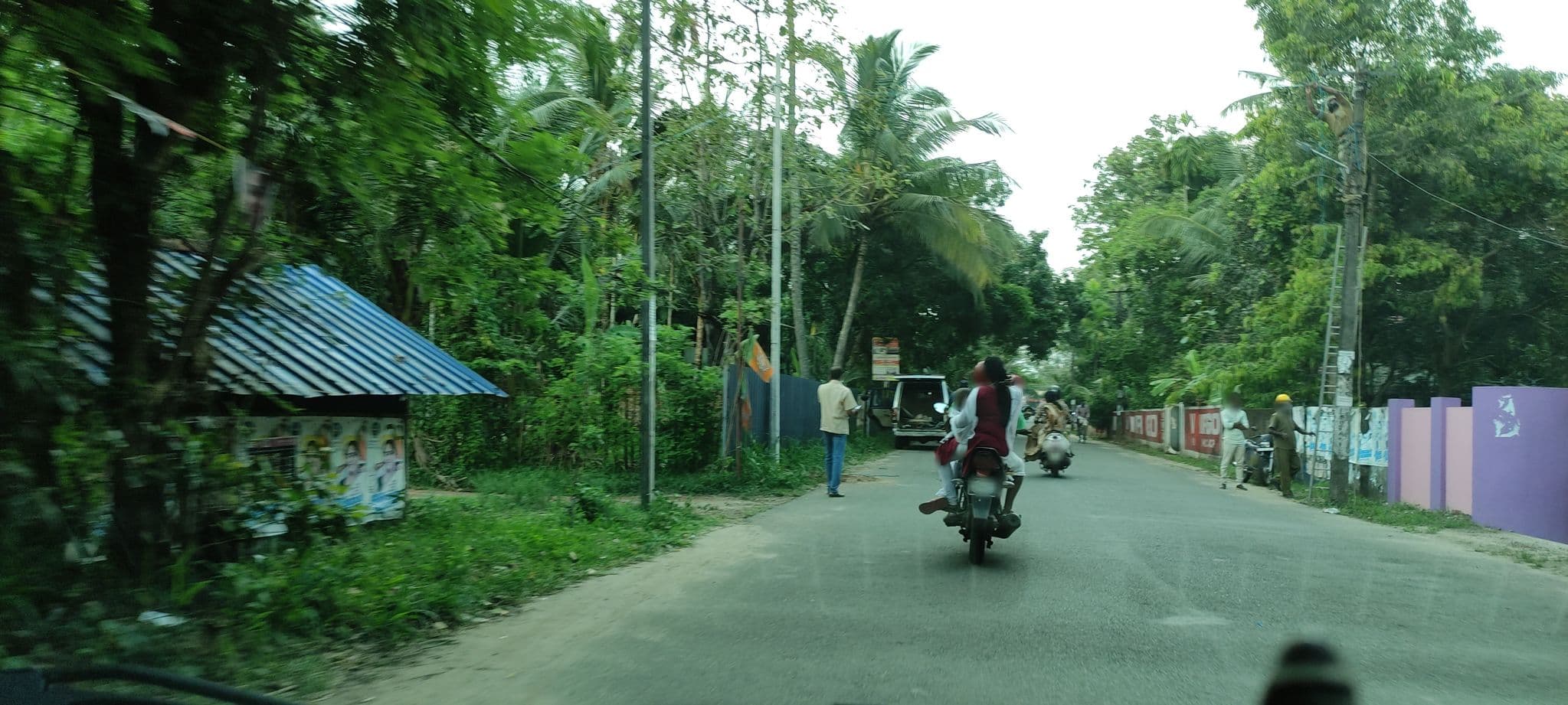 Street view near Thachaparambil Residency, Kutiatodu — © V15 (CC BY-SA · Mapillary)