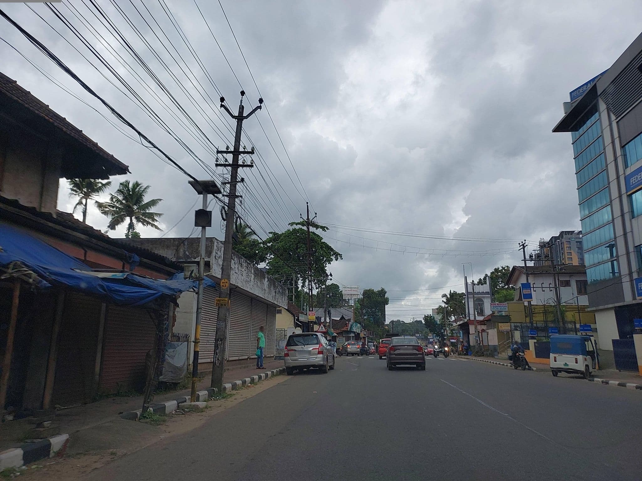 Street view near Choottuvelil Homestay, Perumbaikad — © V15 (CC BY-SA · Mapillary)