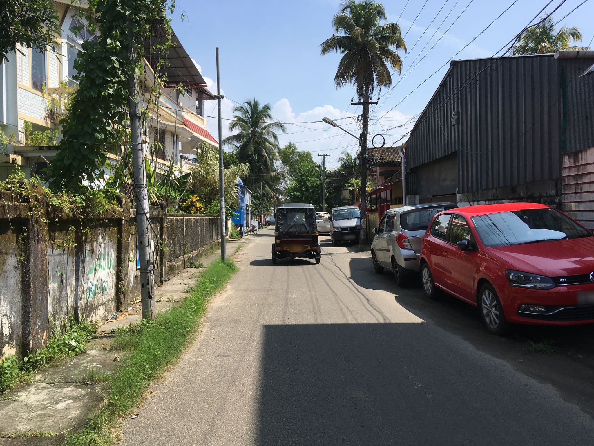 Street view near Thanathil Home Stay, Vypīn — © livableurbanism (CC BY-SA · Mapillary)