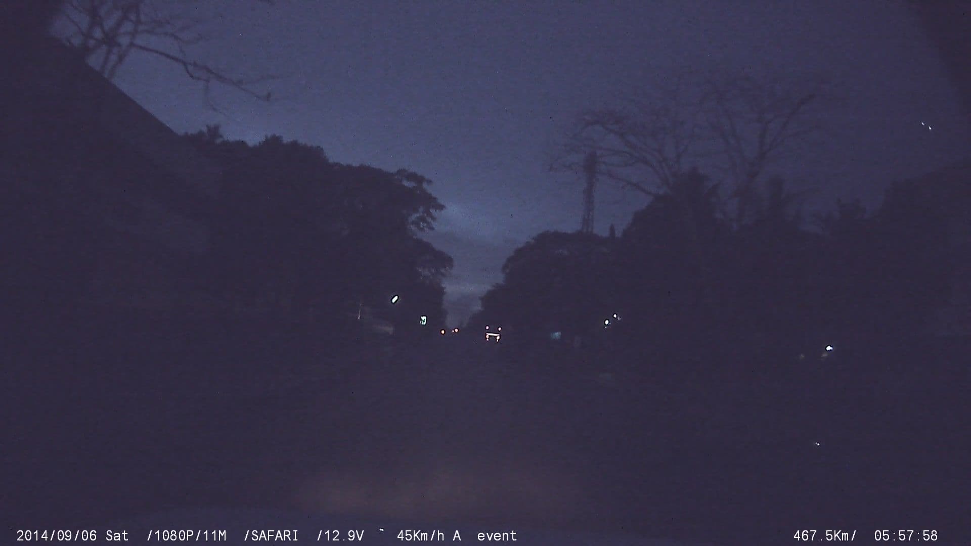 Street view near Royale County, Thiruvankulam — © johnichan (CC BY-SA · Mapillary)
