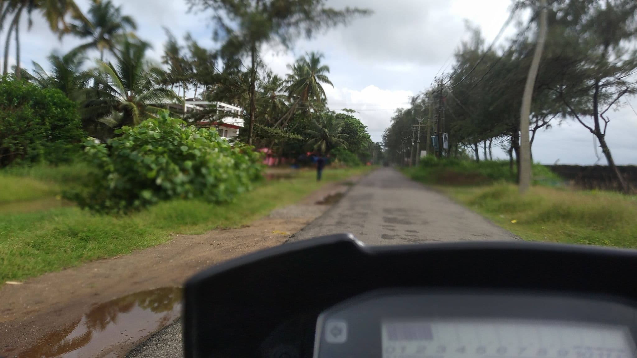 Street view near Sapphire Club Cherai Beach Villa, Vadakakarai — © jothishbabu (CC BY-SA · Mapillary)