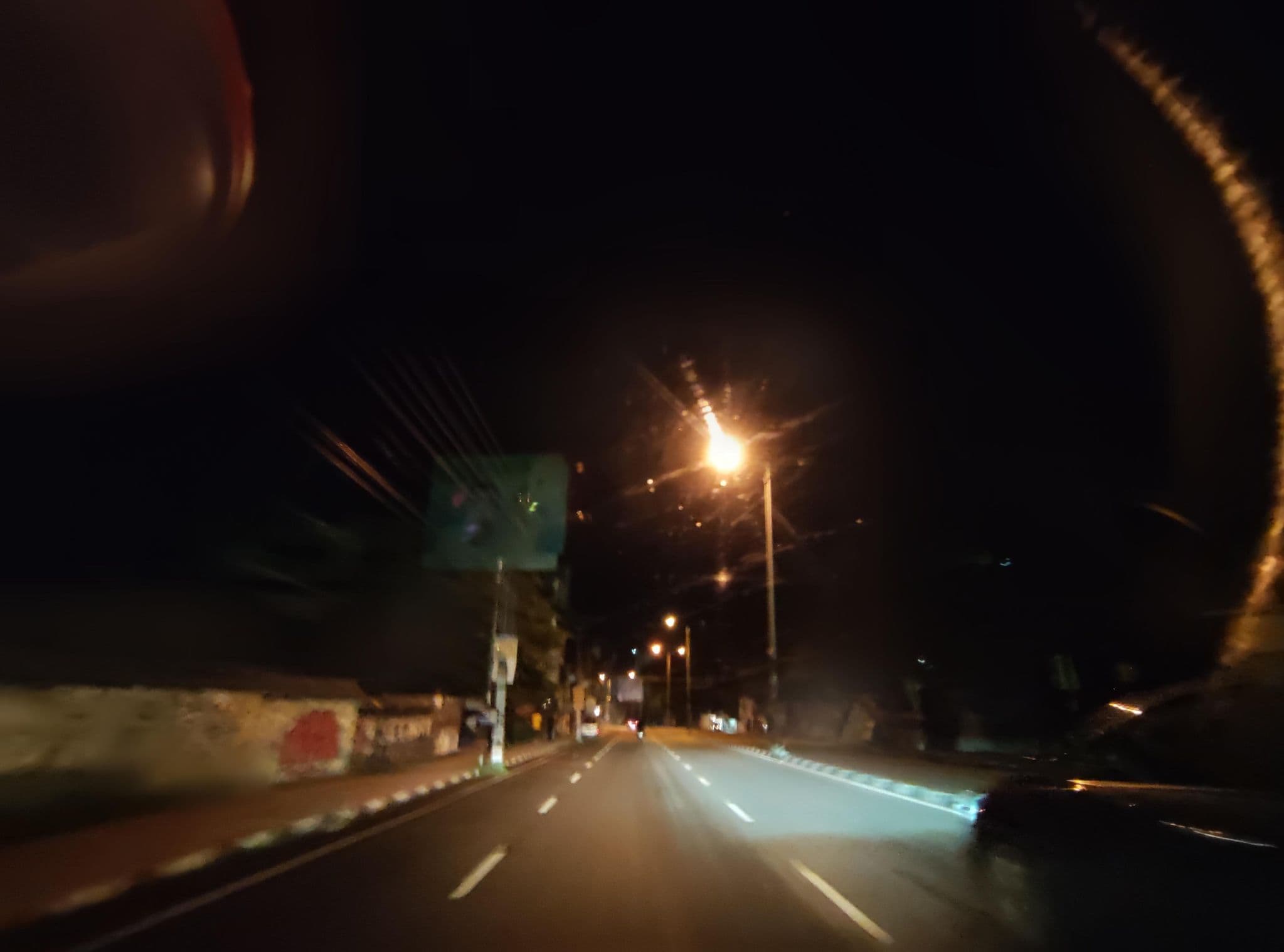 Street view near Hotel Anna Bhavan by BSix, Thiruvananthapuram — © V15 (CC BY-SA · Mapillary)