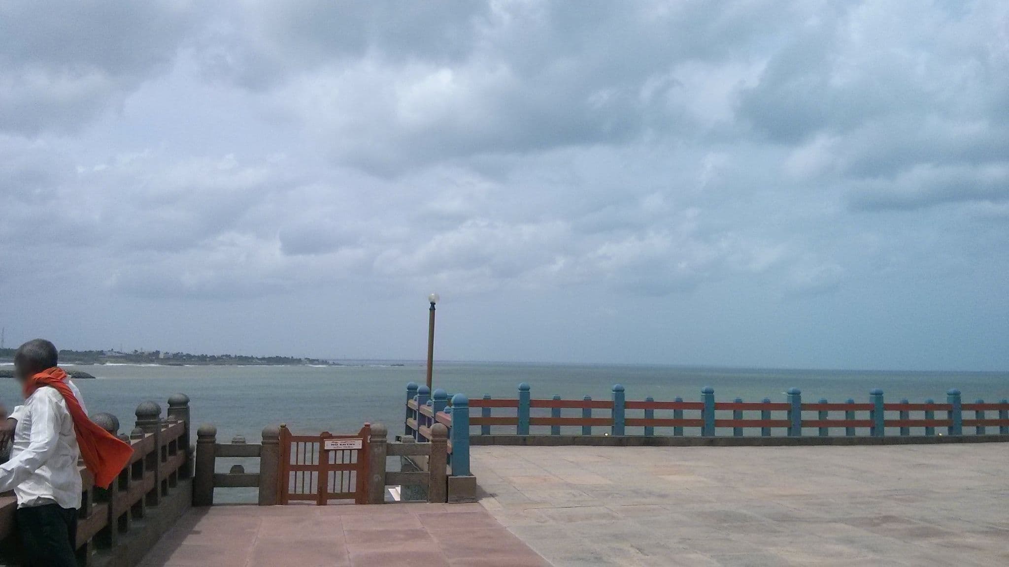 Street view near Vivekananda Kendra, Kanniyākumāri — © geohacker (CC BY-SA · Mapillary)