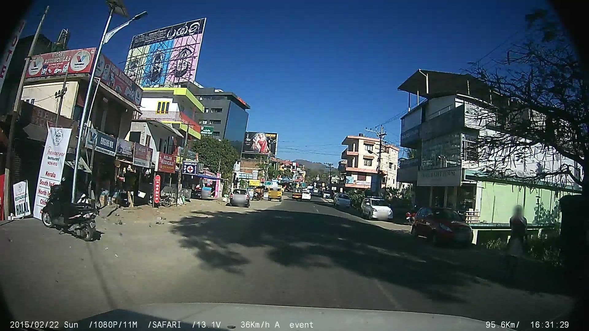 Street view near Livinns Thekkady, Cumbum — © johnichan (CC BY-SA · Mapillary)
