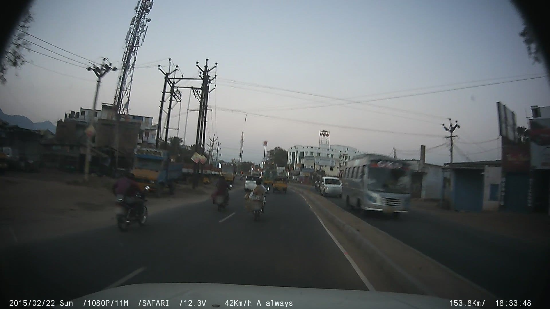 Street view near Vaigai Hotel, Teni — © johnichan (CC BY-SA · Mapillary)