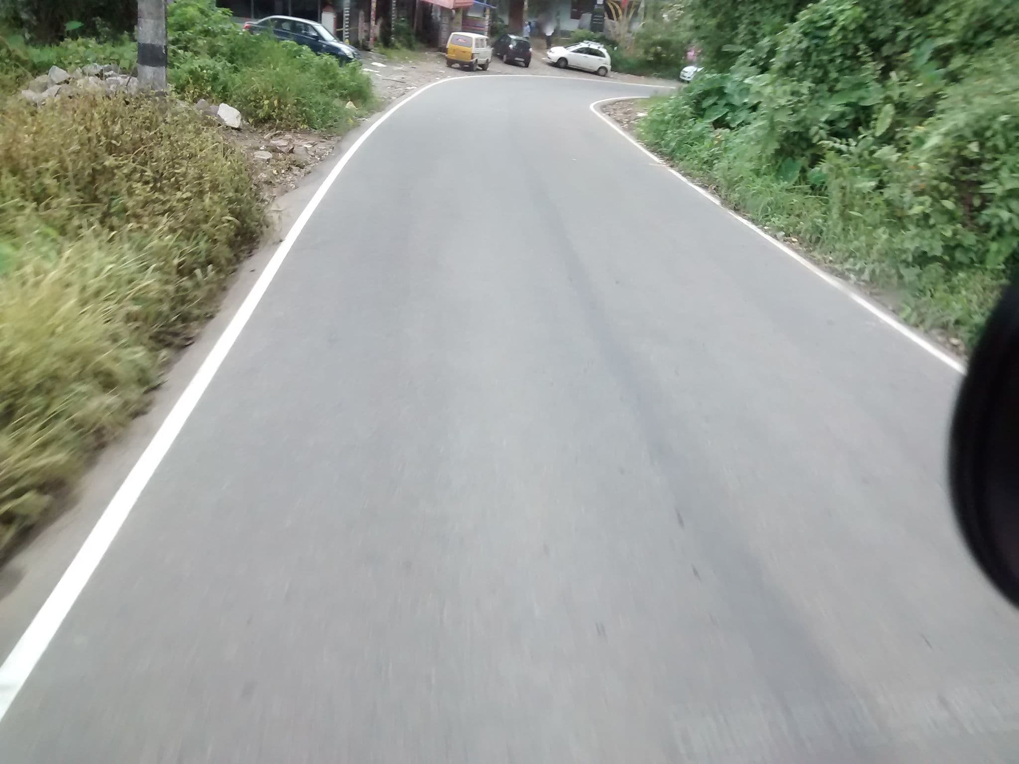 Street view near Black Forest, Munnar — © chethan (CC BY-SA · Mapillary)