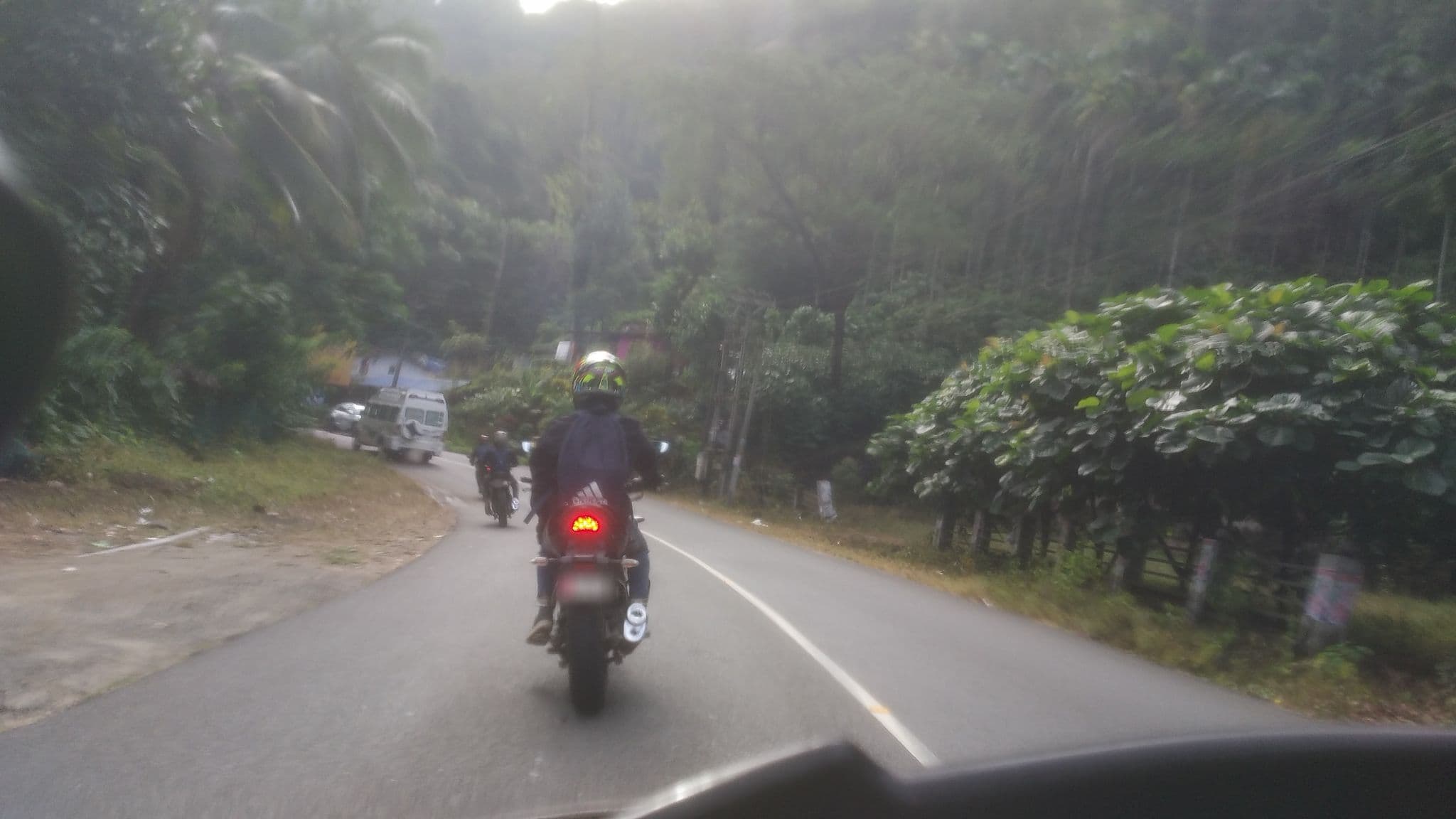 Street view near Hotel Mount Park Inn, Kuttampuzha — © jothishbabu (CC BY-SA · Mapillary)