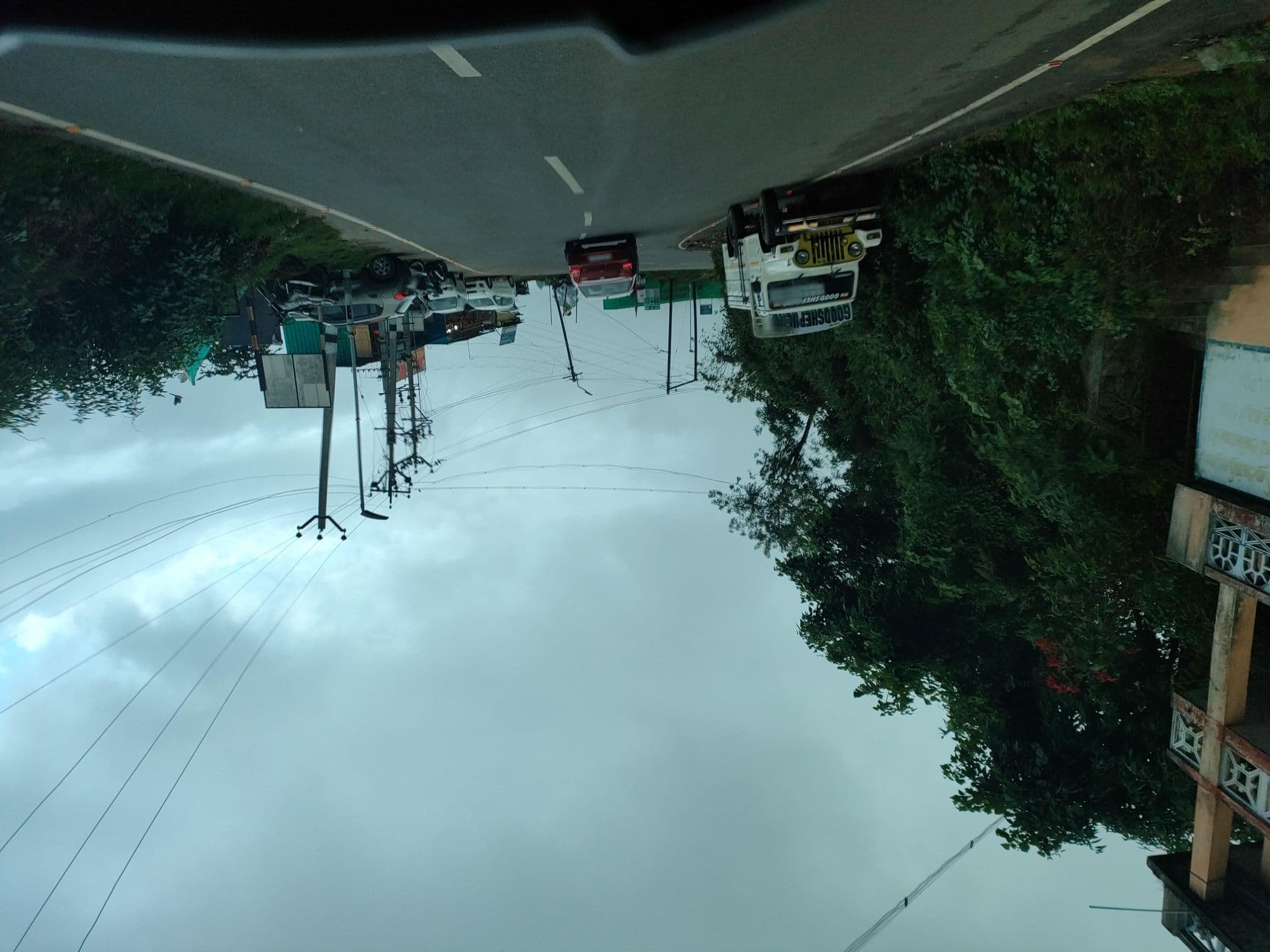 Street view near Apoorva Residency, Kodaikānāl — © jothishbabu (CC BY-SA · Mapillary)