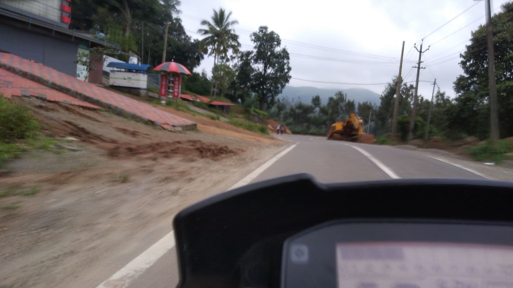 Street view near Lotus Hotels & Resorts, Tevāram — © jothishbabu (CC BY-SA · Mapillary)