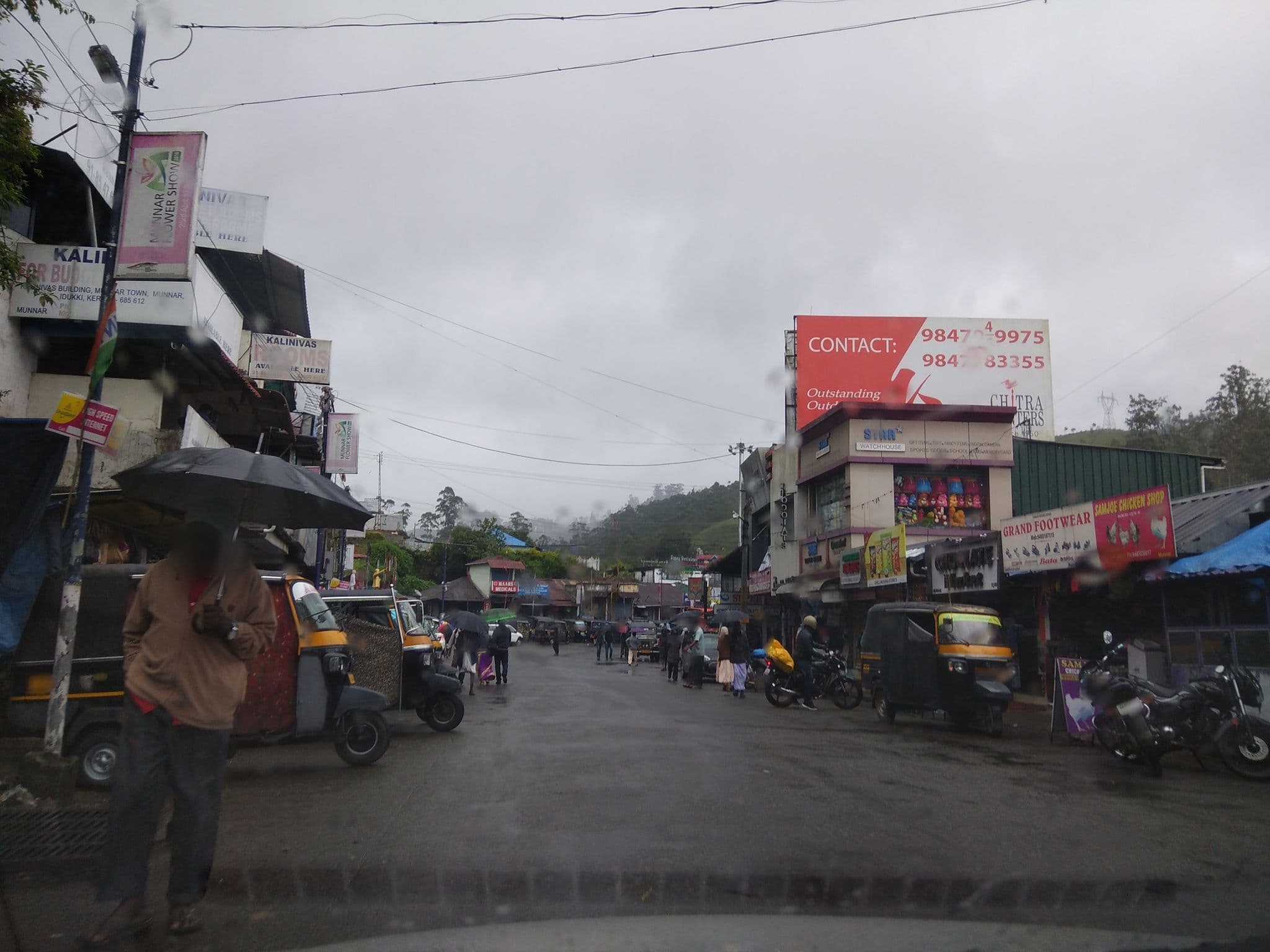Street view near Blackberry Hills Mountain Eco Lodges Hotel Munnar, Munnar — © manojkmohan (CC BY-SA · Mapillary)