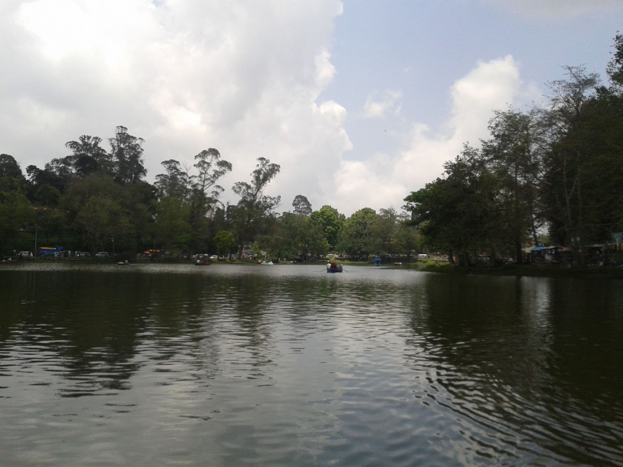 Street view near Elephant Valley Hotel Kodaikanal, Kodaikānāl — © srividya (CC BY-SA · Mapillary)